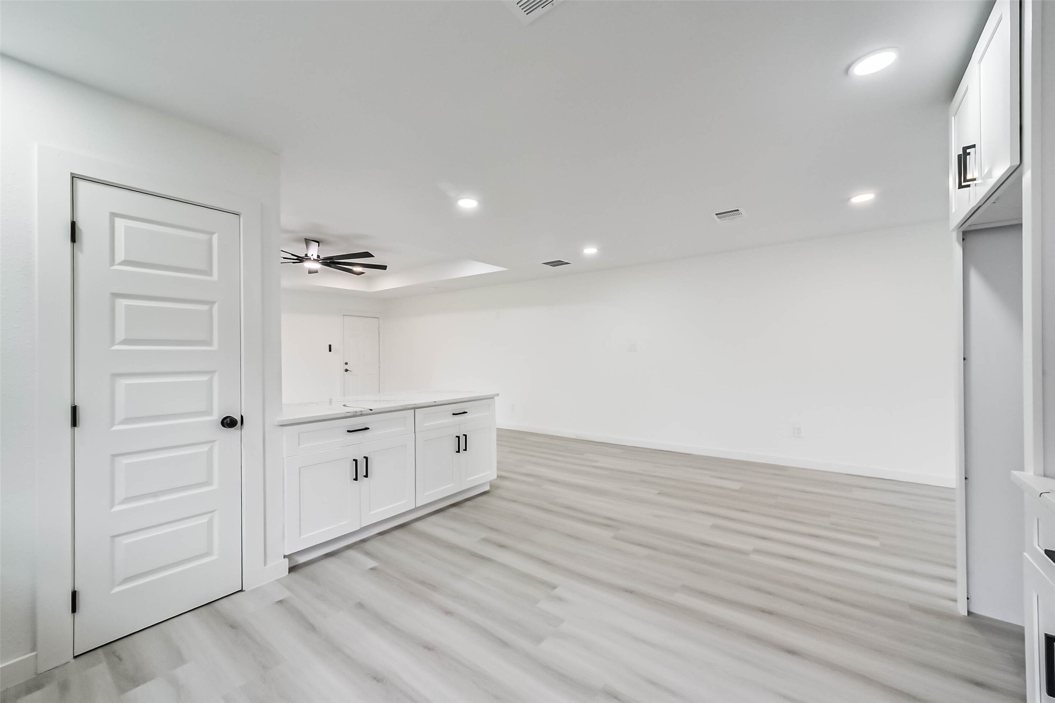 3853 Wentworth Street Property Photo 12