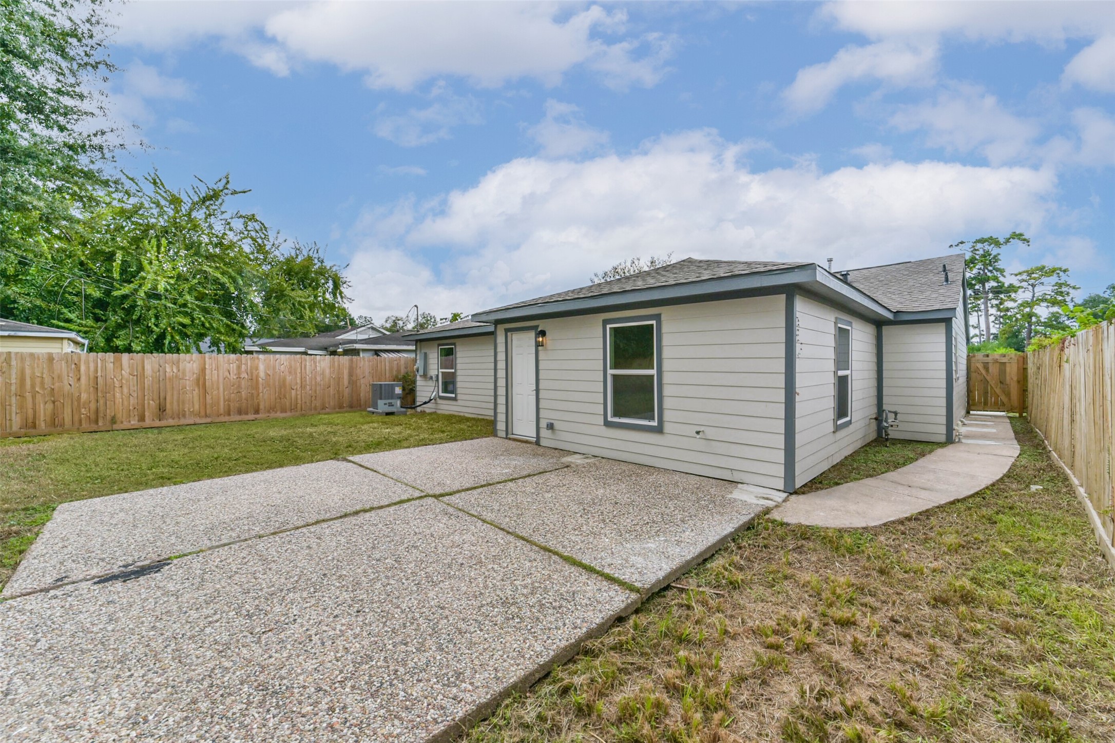 3853 Wentworth Street Property Photo 27