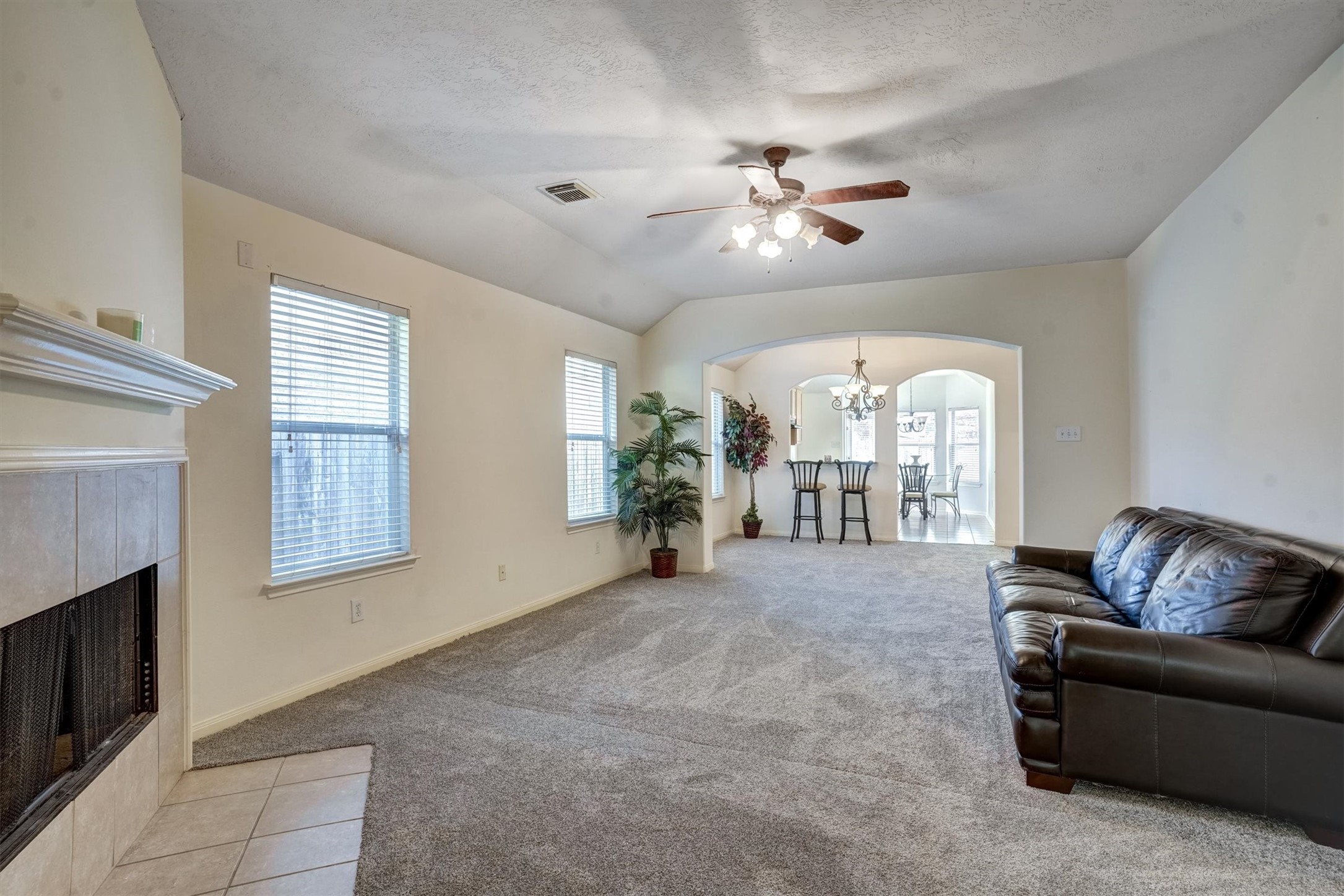 7922 Thorncroft Manor Lane Property Photo 11