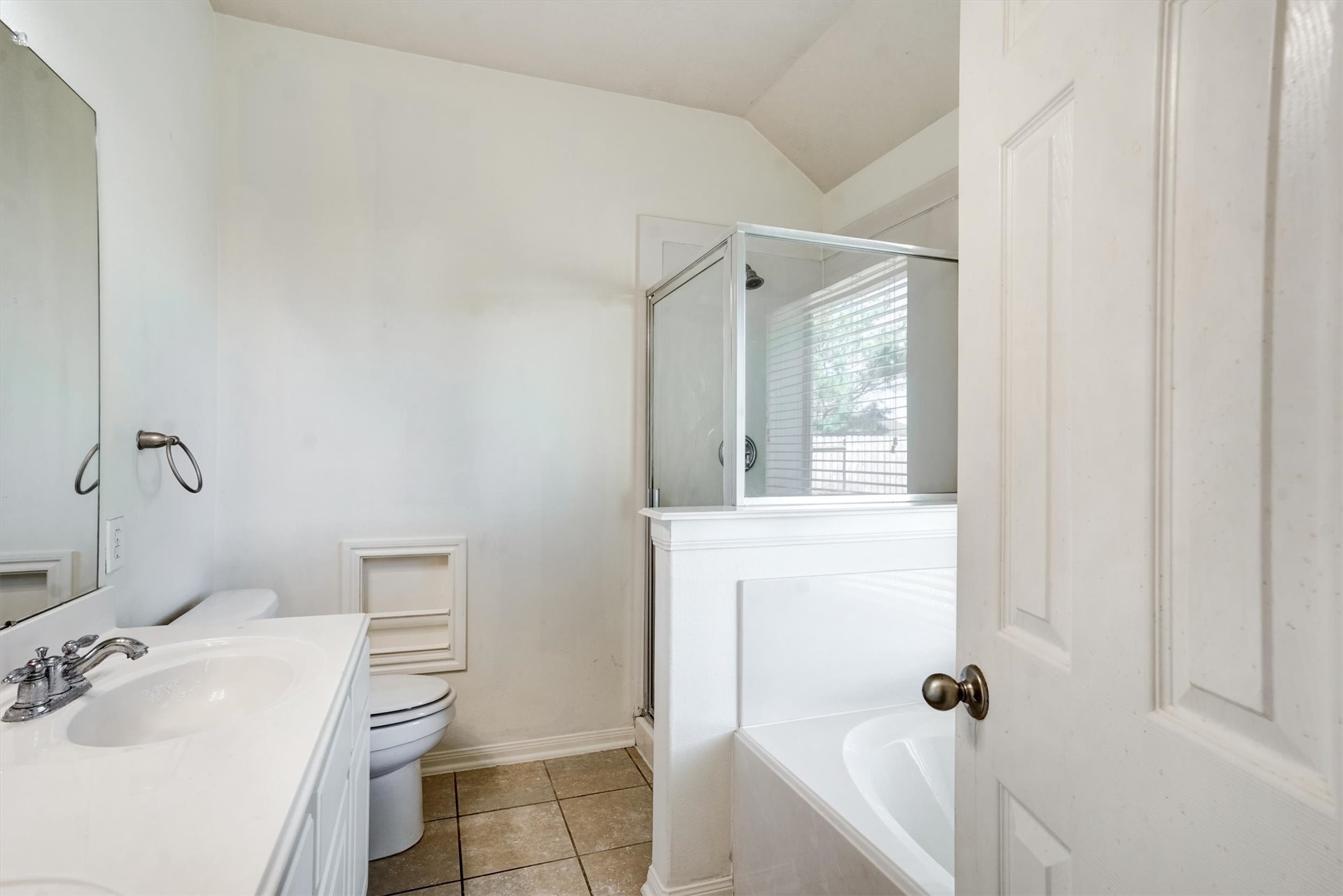 7922 Thorncroft Manor Lane Property Photo 29