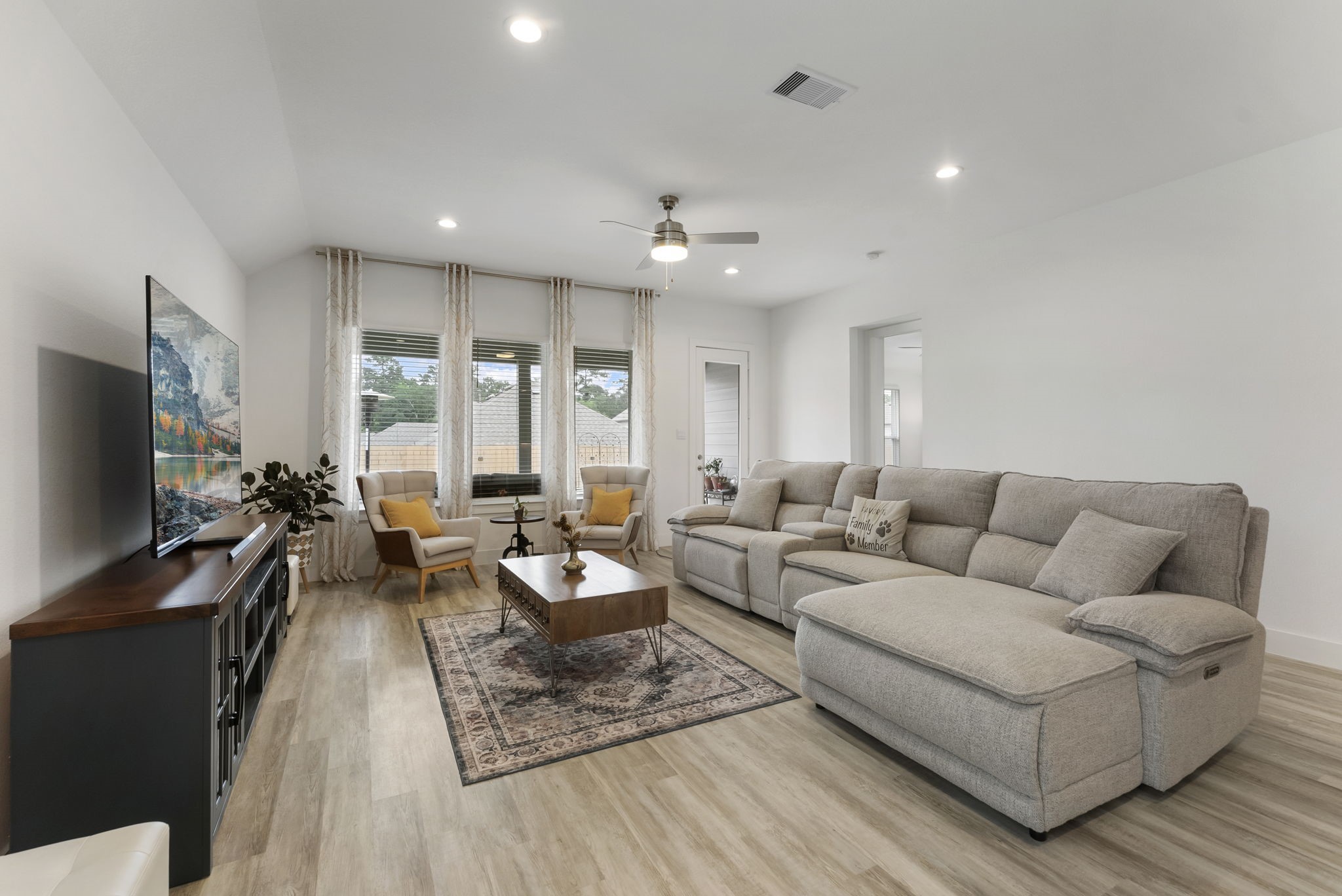 15220 Tattle Creek Lane Property Photo 13