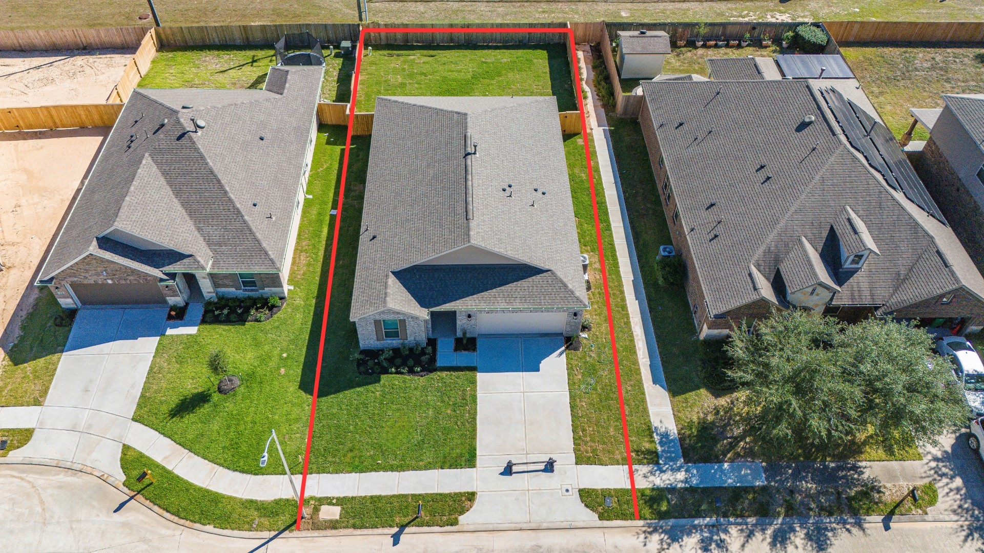 3522 Dryer Park Drive Property Photo 2