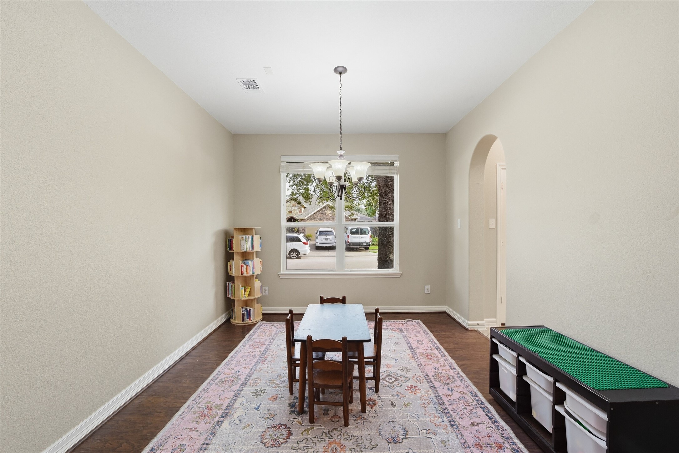 9982 Manor Spring Lane Property Photo 11