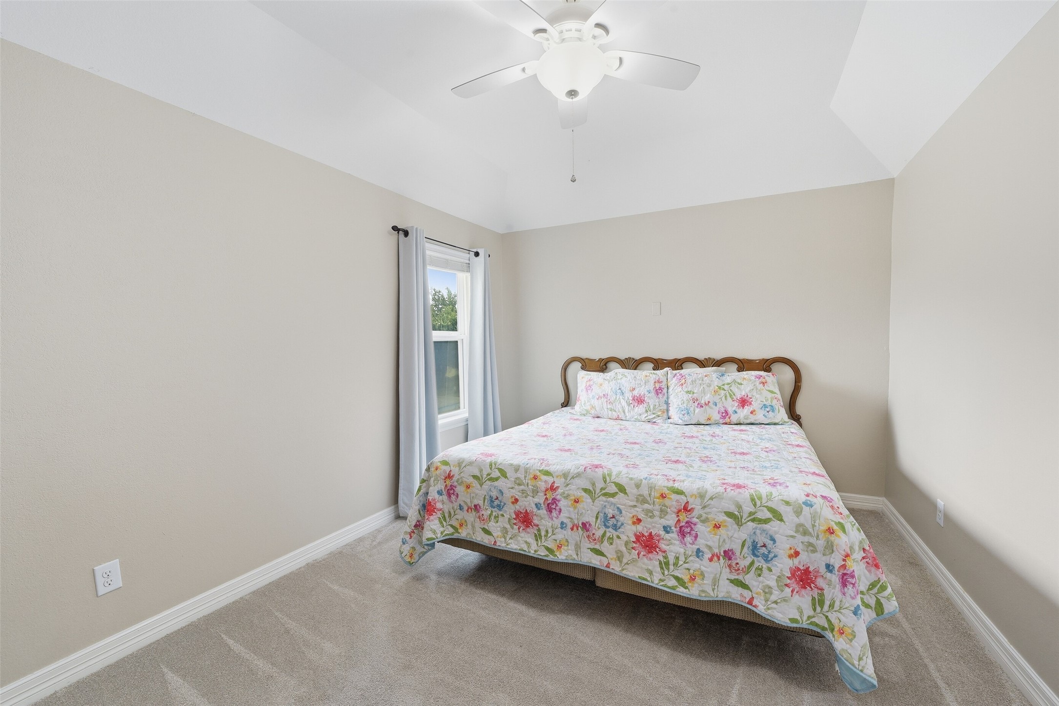 9982 Manor Spring Lane Property Photo 24