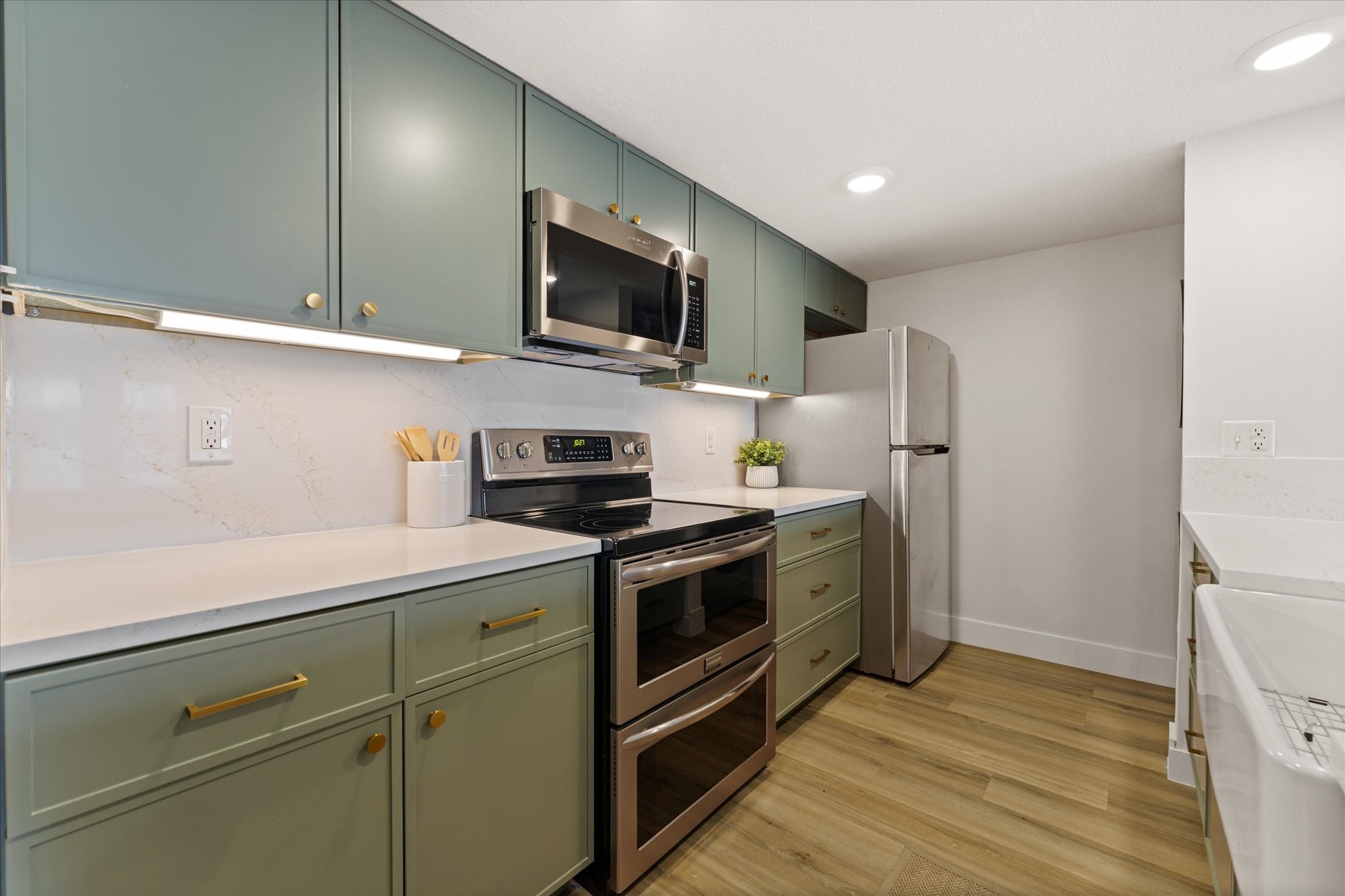 15575 Marina Drive 316c Property Photo 10