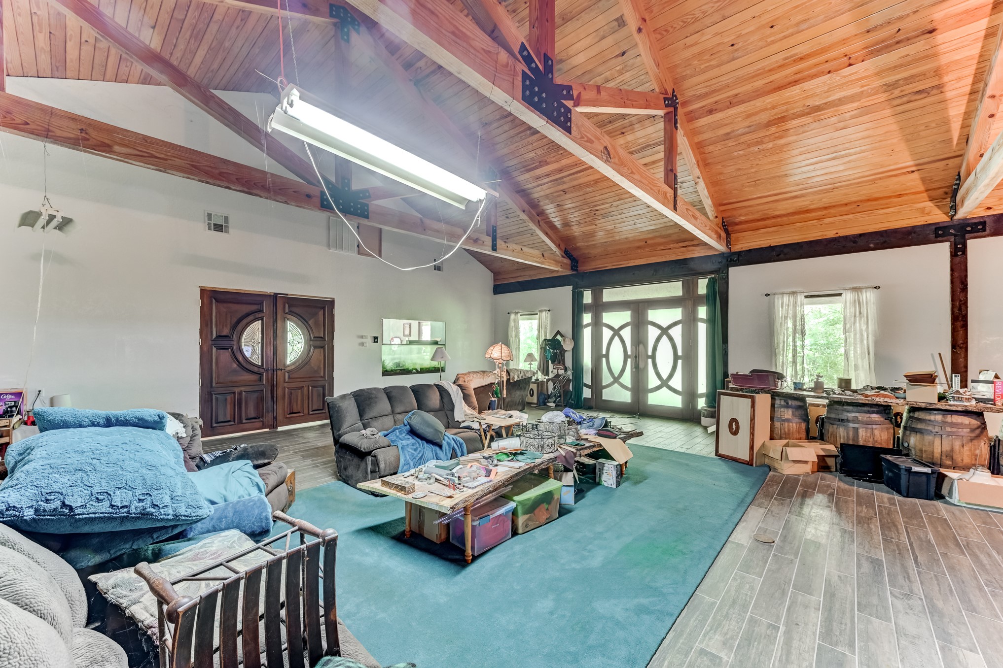 8464 Carolyn Court Property Photo 4