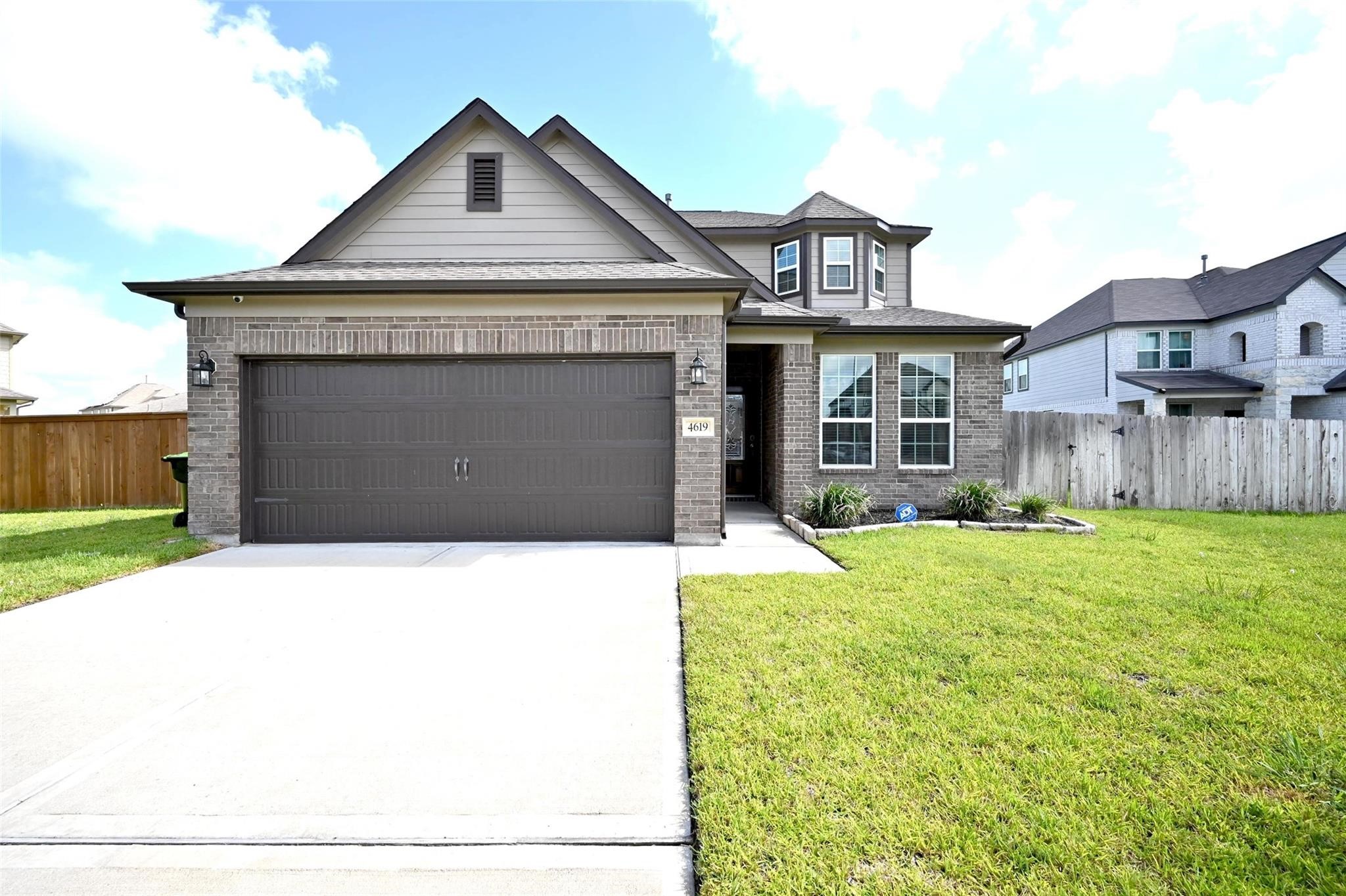 4619 Ehrlich Court Property Photo 1