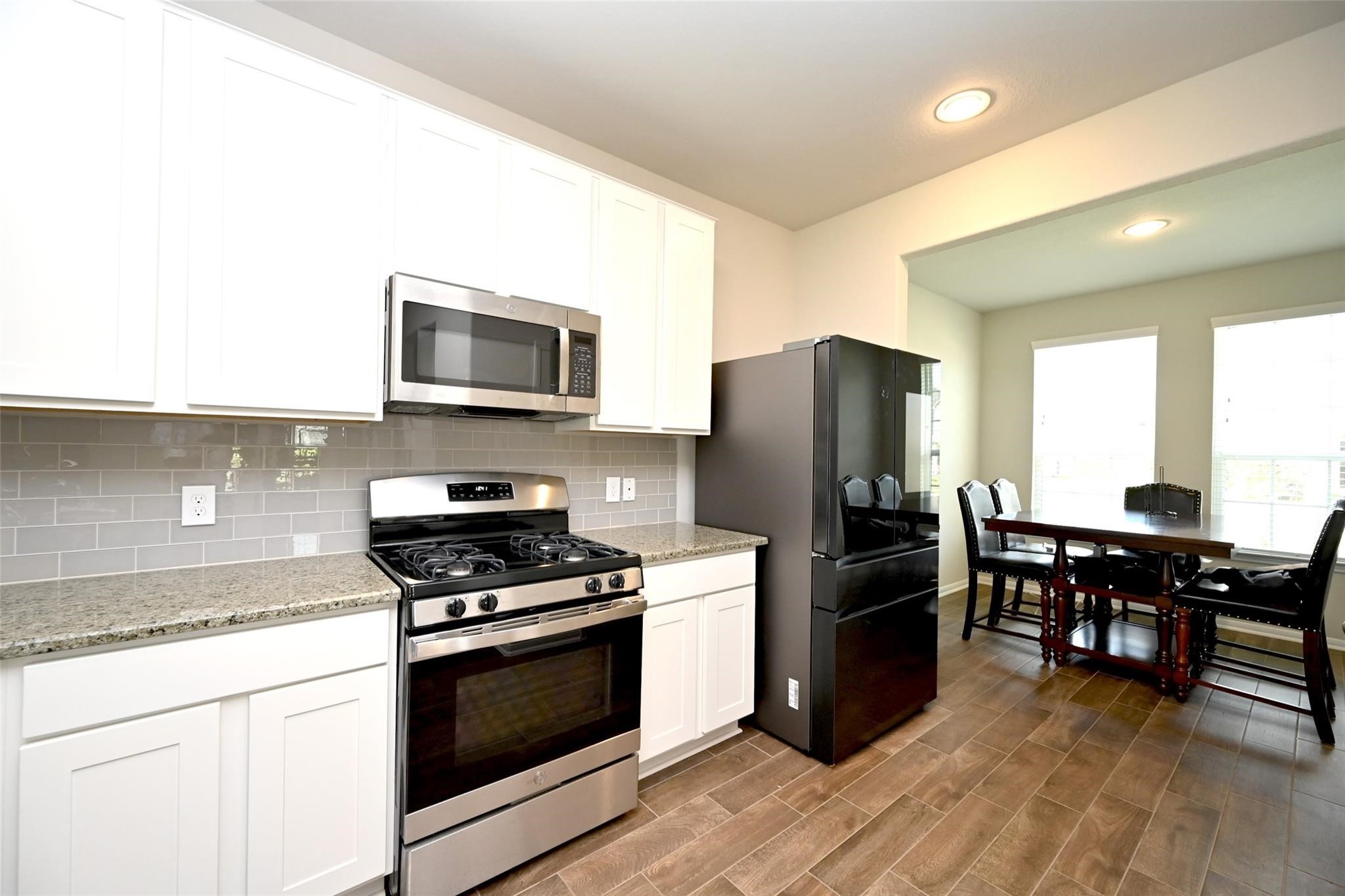 4619 Ehrlich Court Property Photo 6