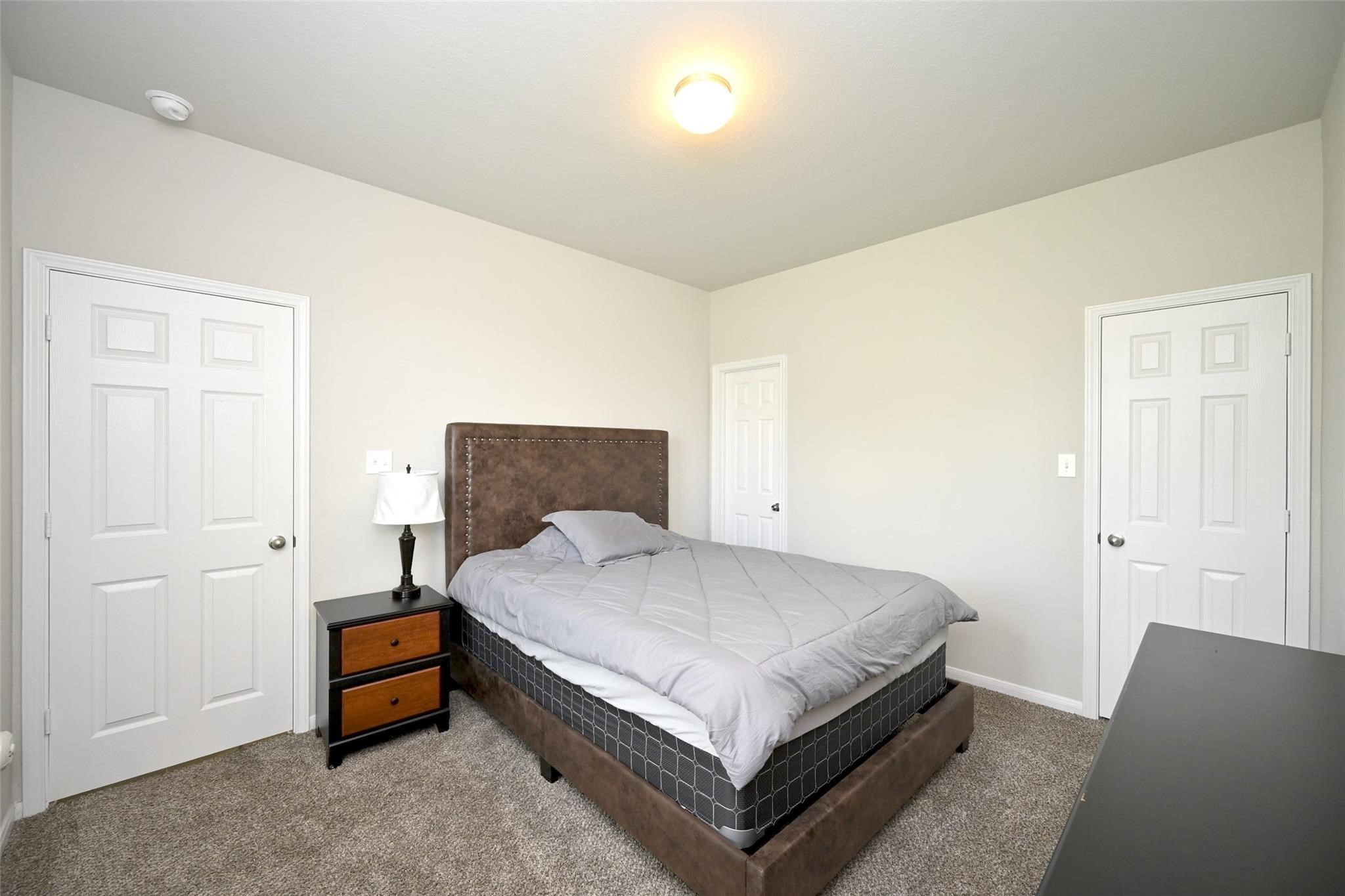 4619 Ehrlich Court Property Photo 8