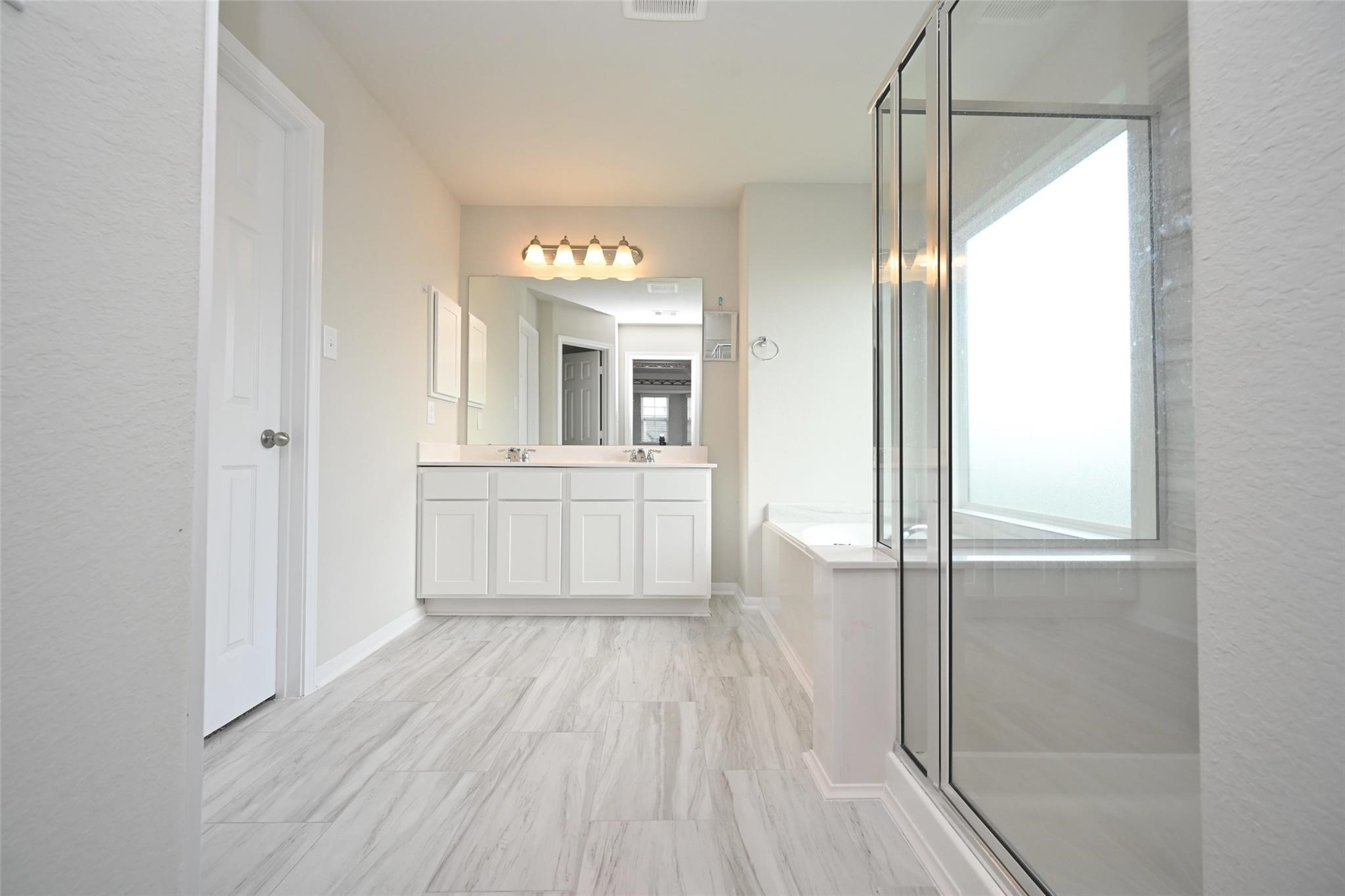 4619 Ehrlich Court Property Photo 11