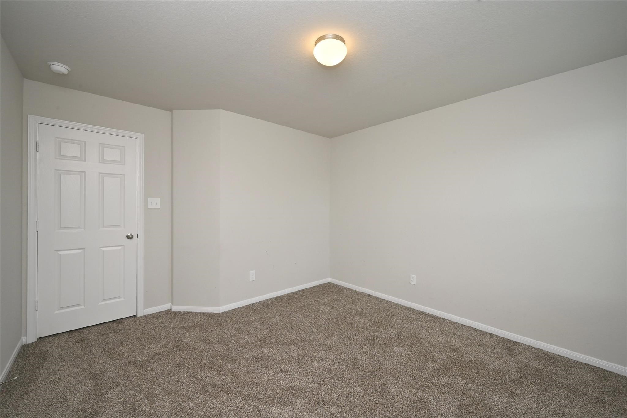 4619 Ehrlich Court Property Photo 14