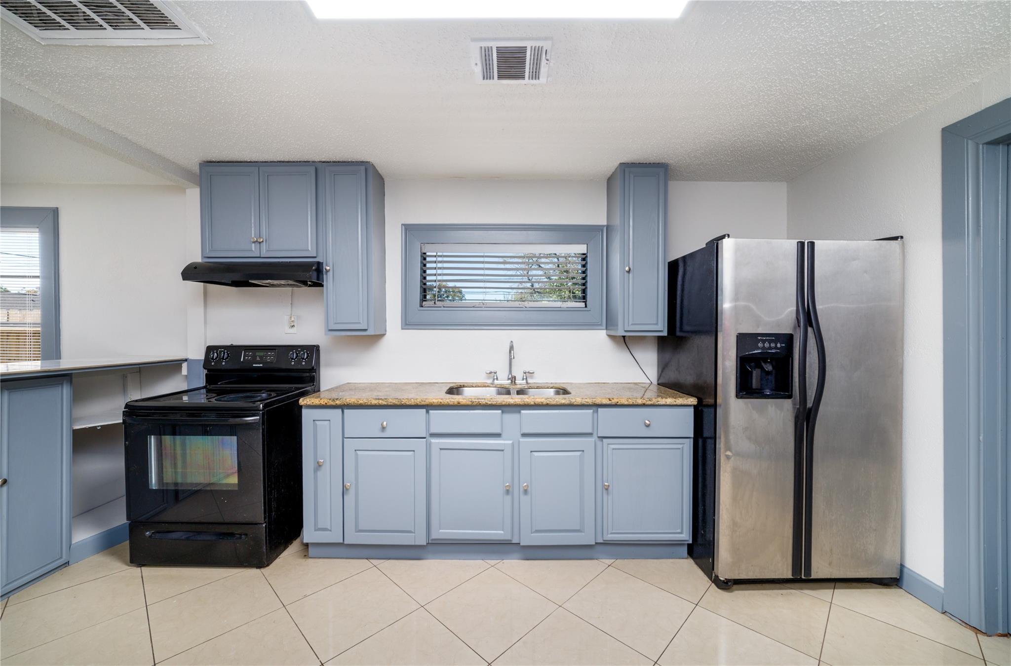 9201 Klondike Street, Houston Tx 77075 Property Photo 11