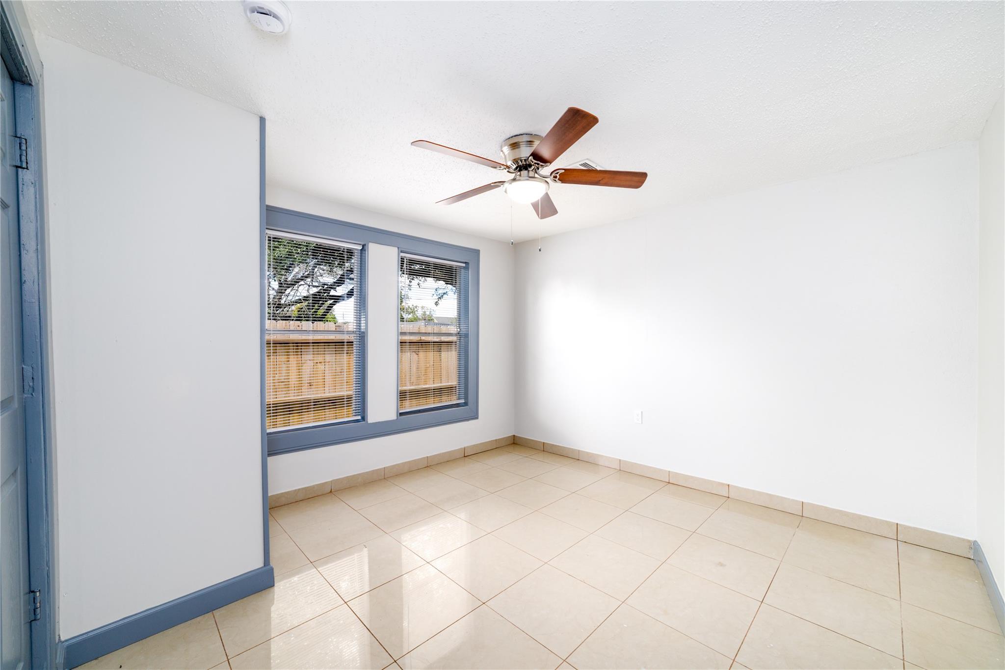9201 Klondike Street, Houston Tx 77075 Property Photo 17