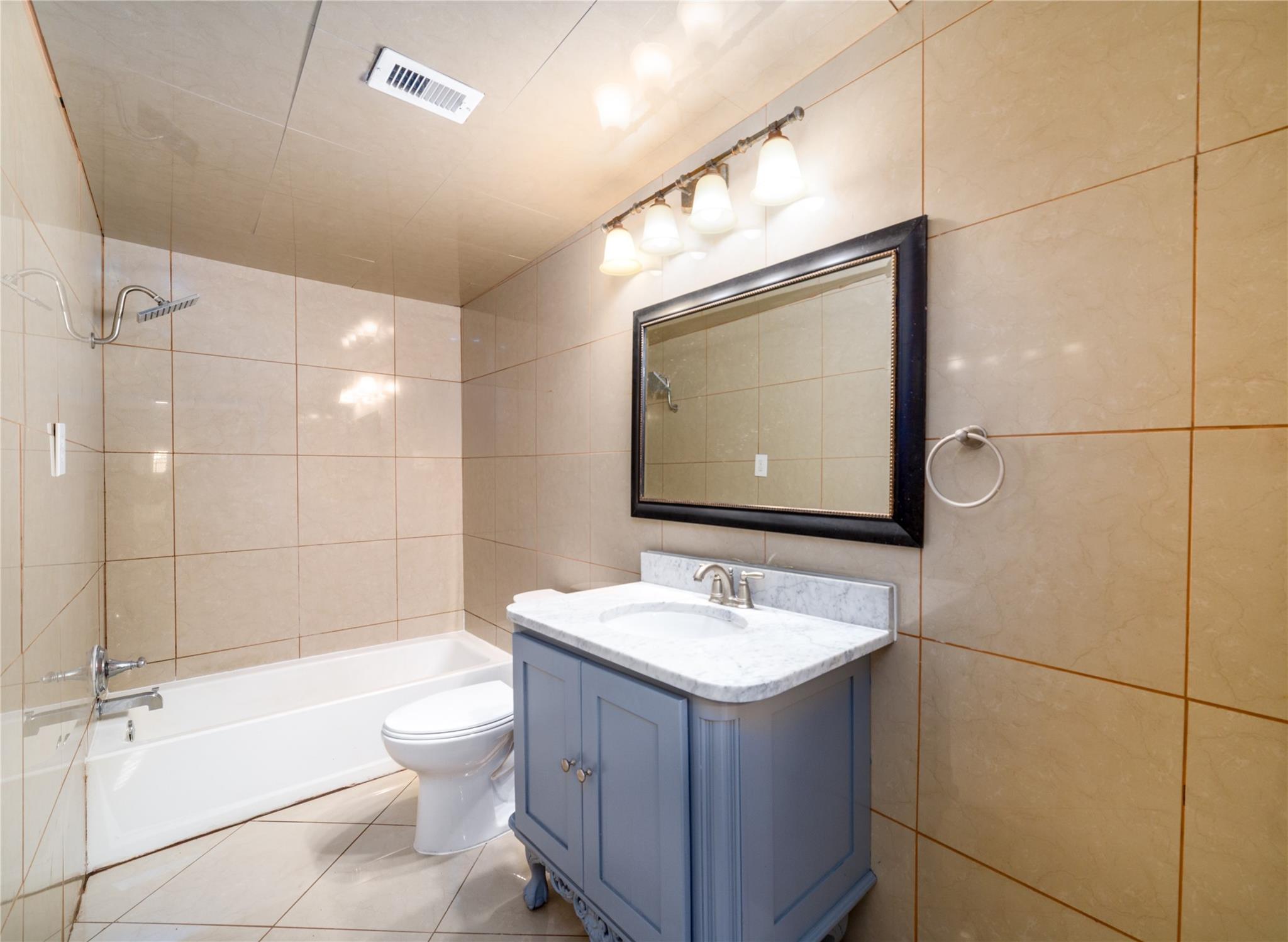 9201 Klondike Street, Houston Tx 77075 Property Photo 18