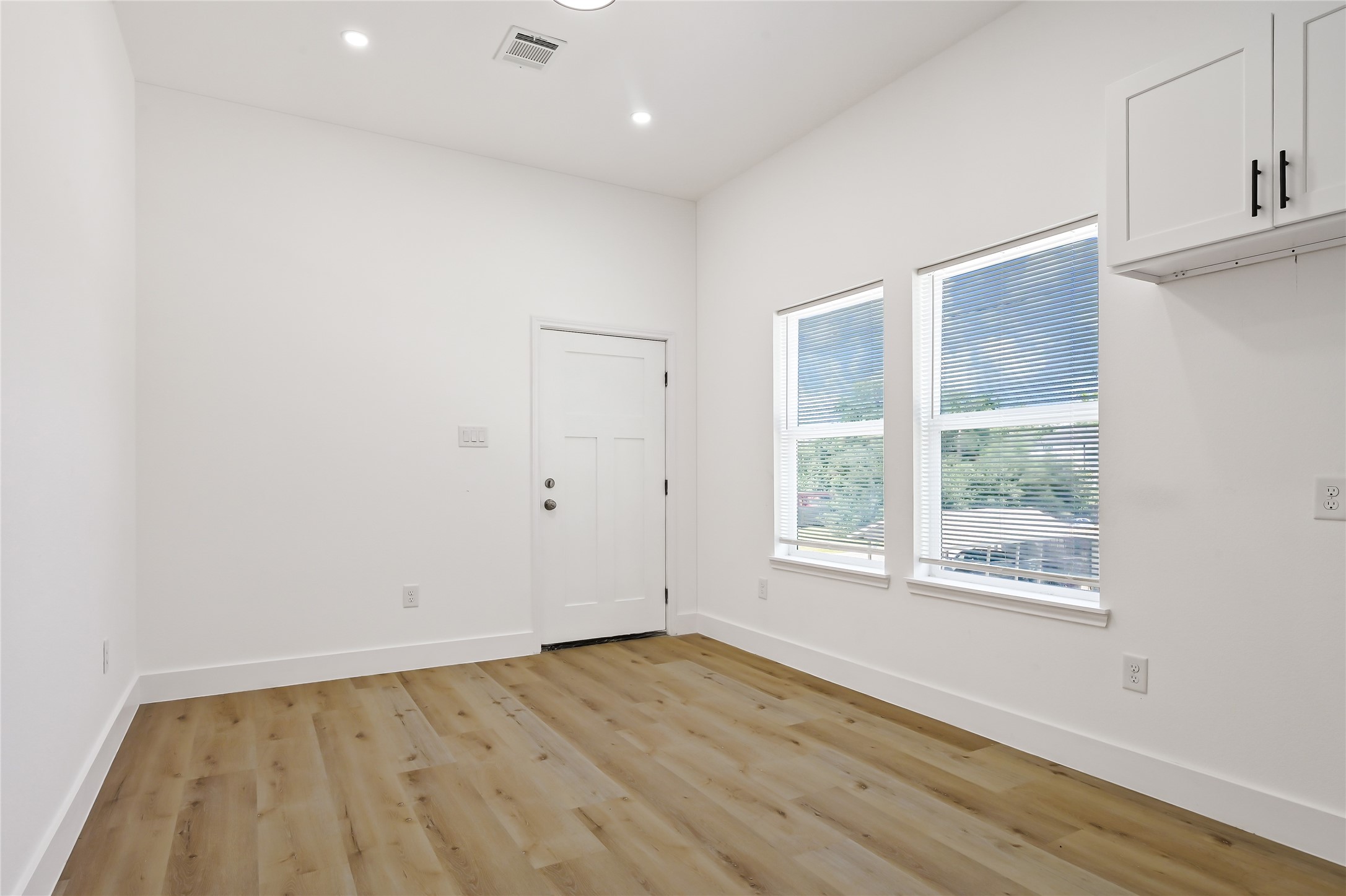 8123 Betty Boop Street A/b Property Photo 12