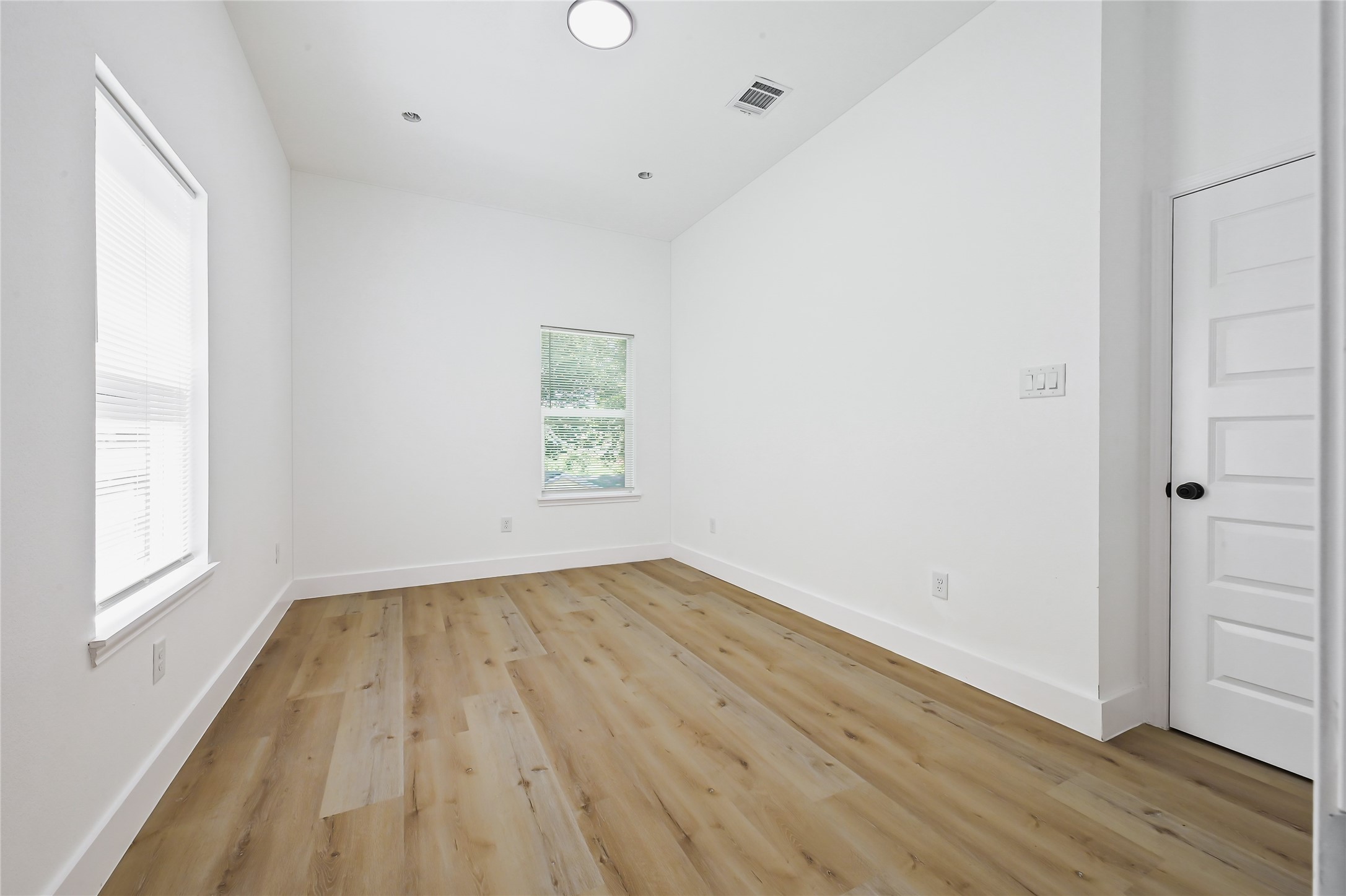 8123 Betty Boop Street A/b Property Photo 16