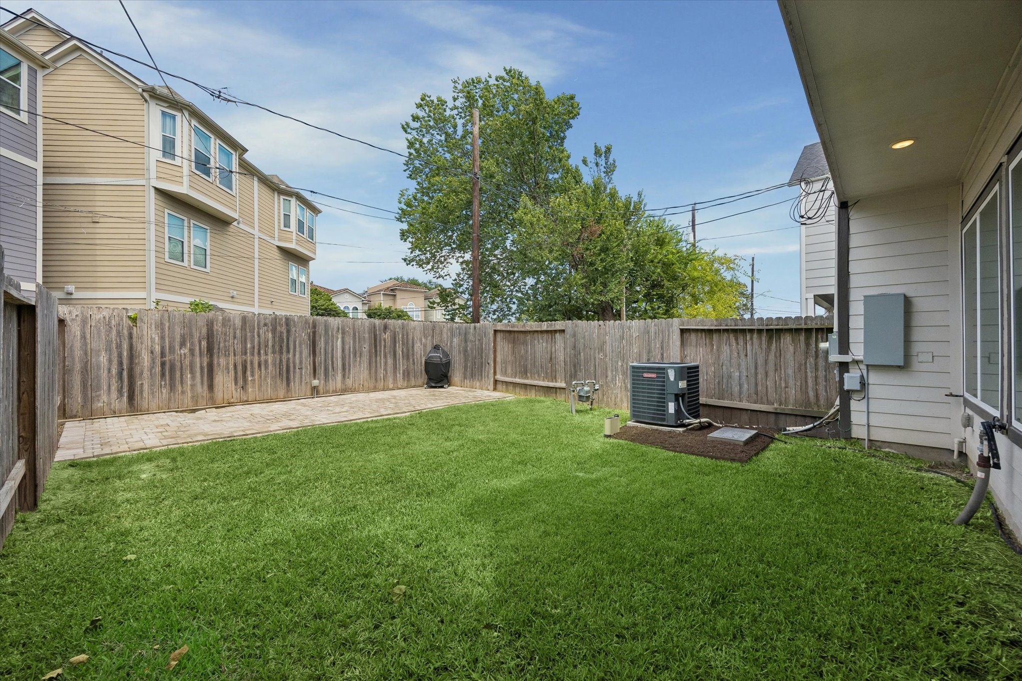 1135 Aurora Street Property Photo 10