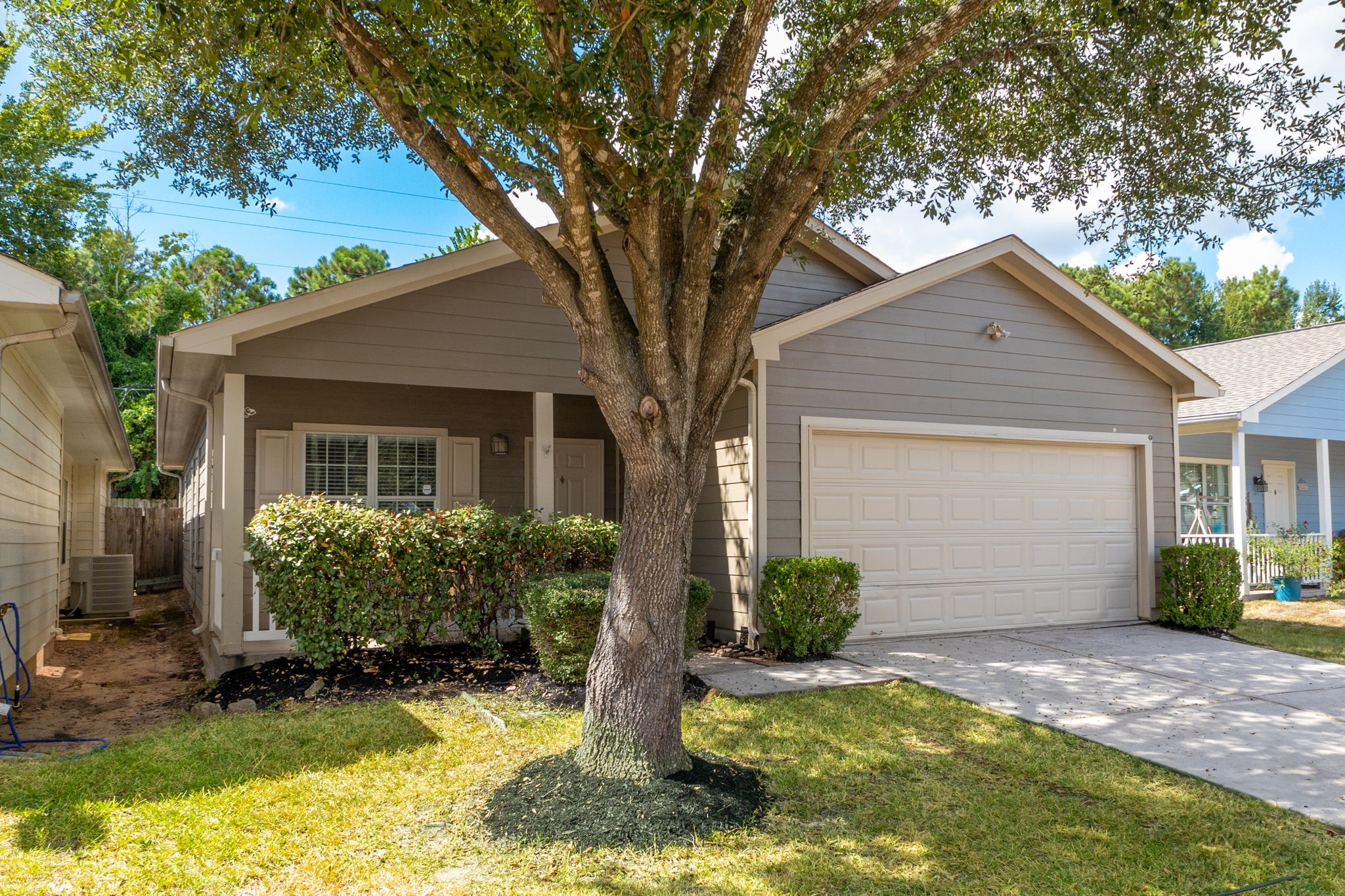 21123 Sweet Blossom Lane Property Photo 1