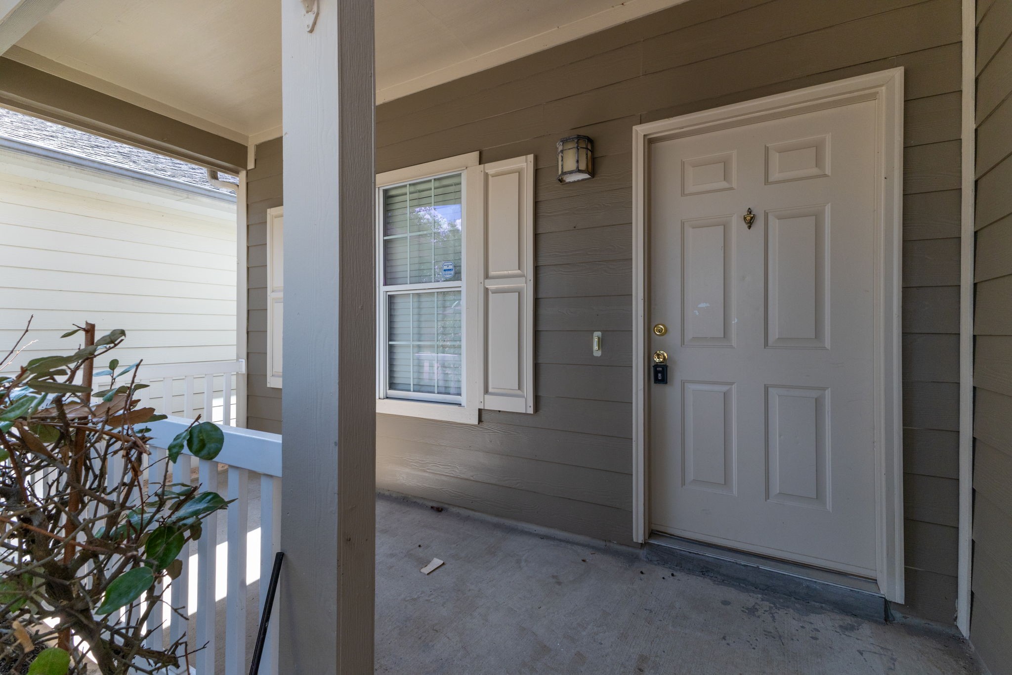 21123 Sweet Blossom Lane Property Photo 3