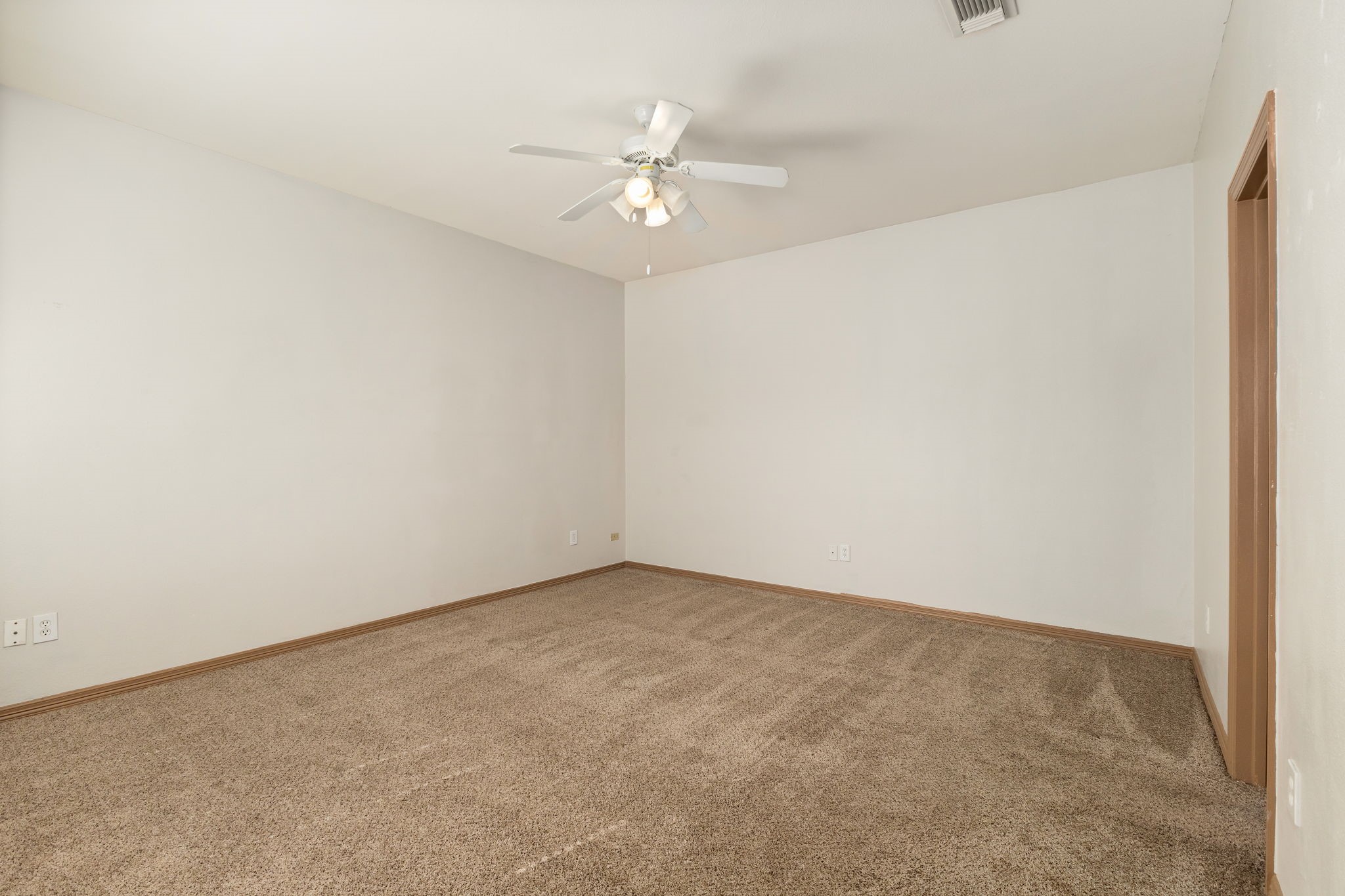 21123 Sweet Blossom Lane Property Photo 17