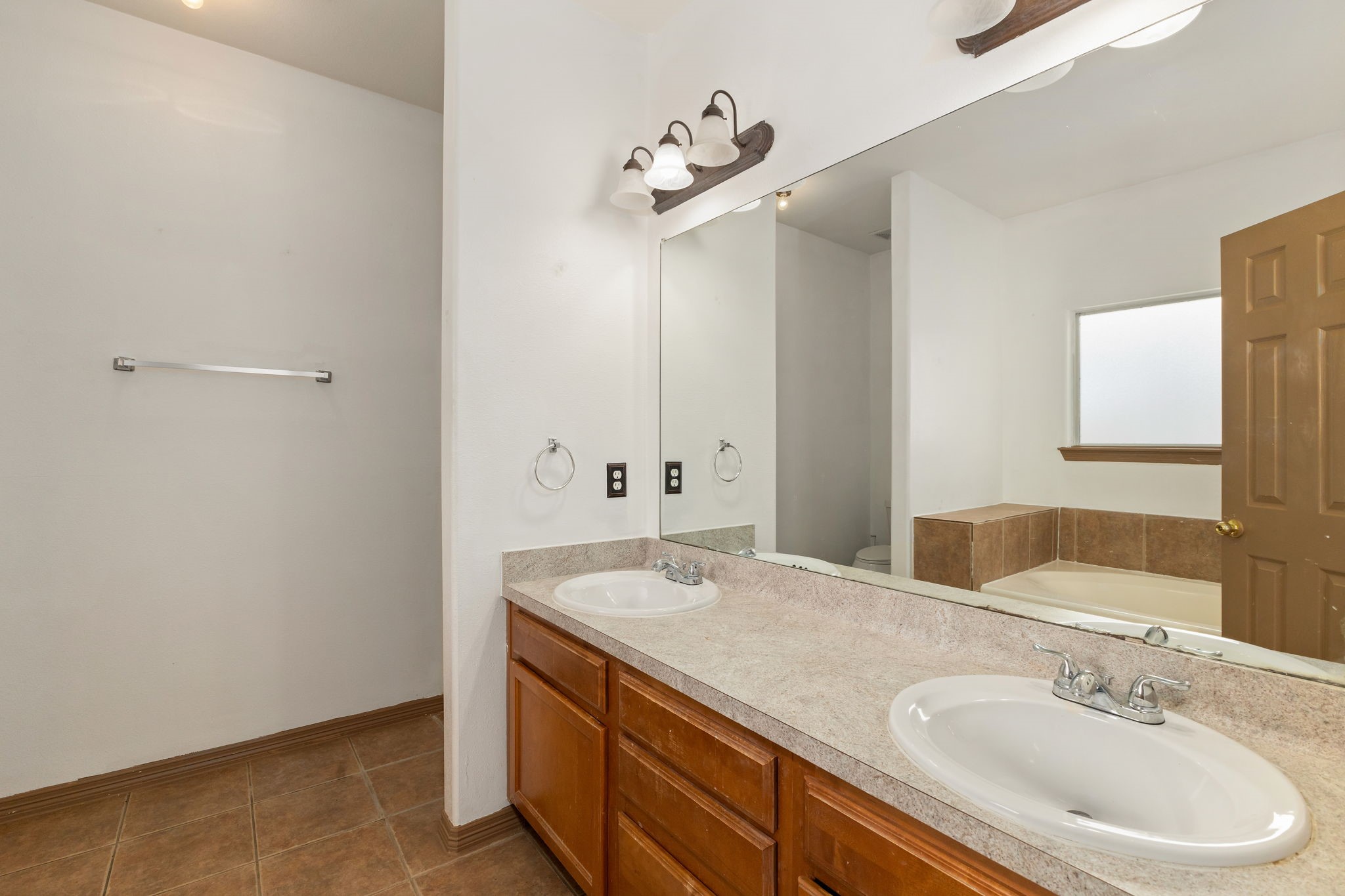 21123 Sweet Blossom Lane Property Photo 21