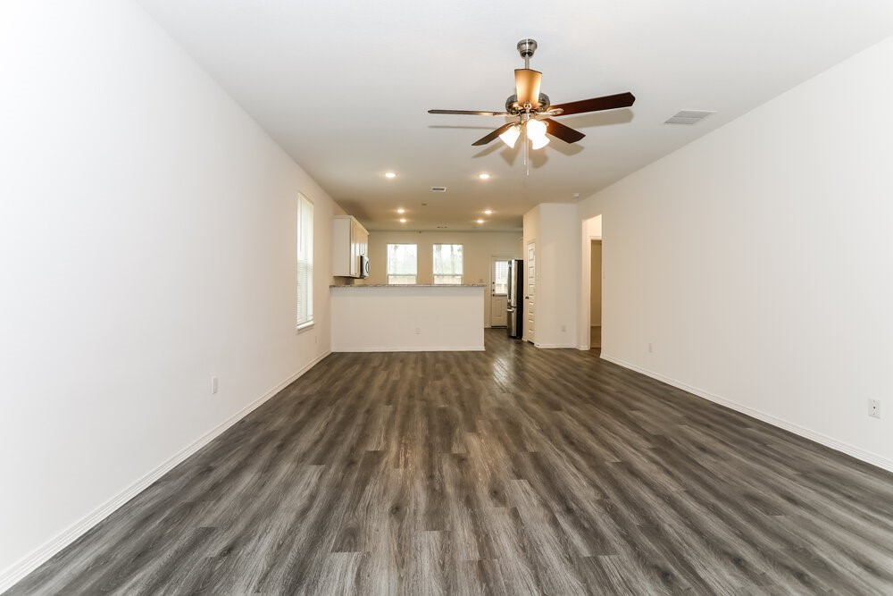 16726 Rover Lane Property Photo 4