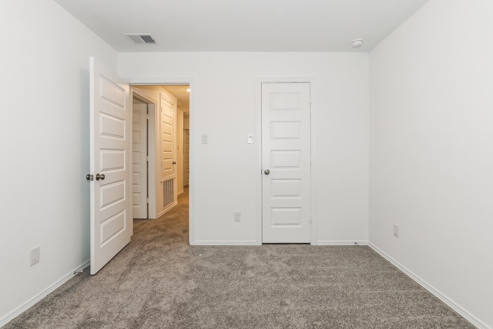 16726 Rover Lane Property Photo 14