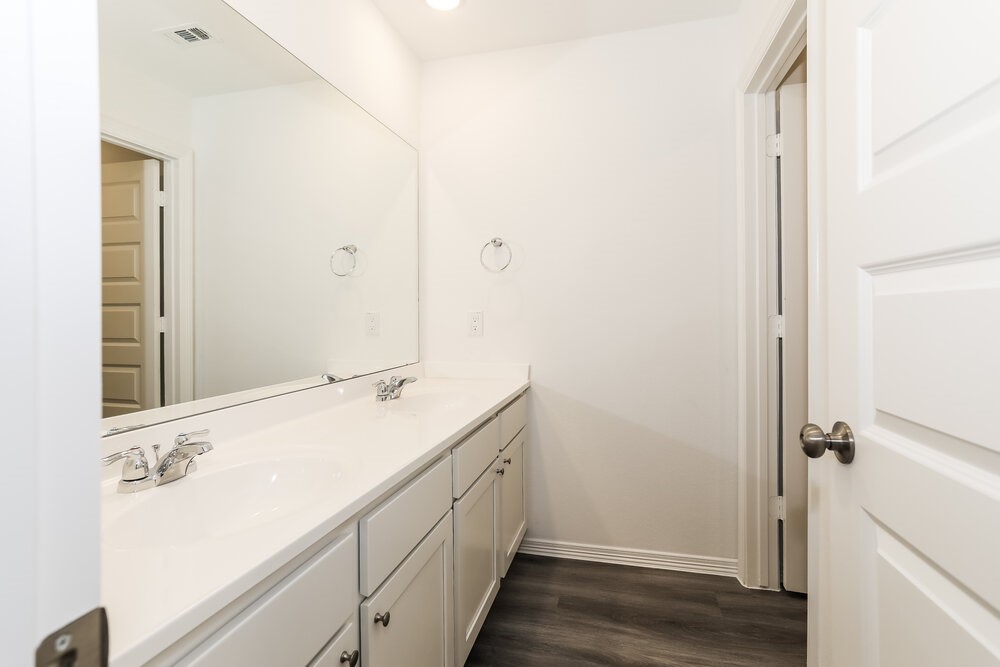 16726 Rover Lane Property Photo 15