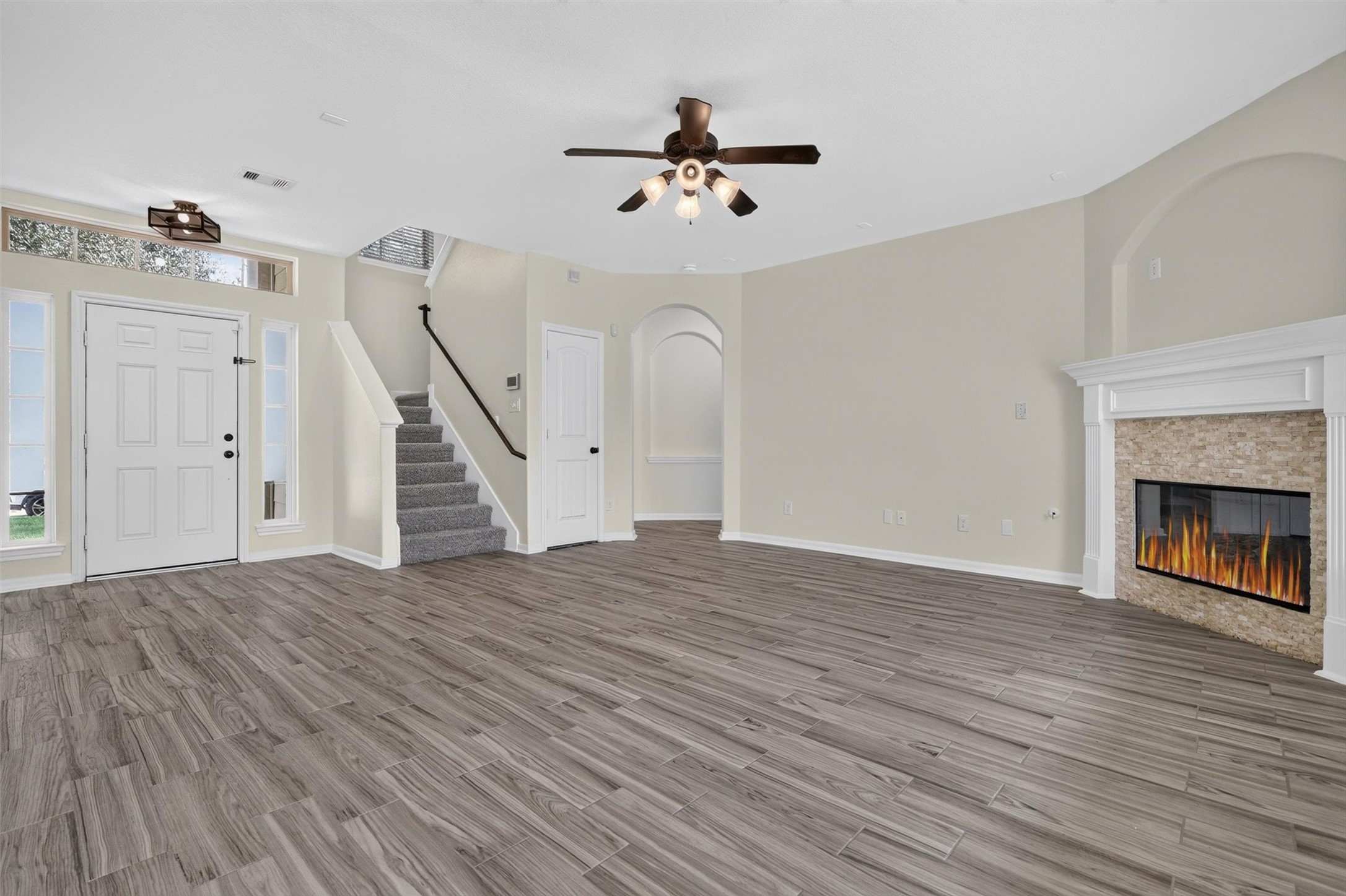 11307 Grand Creek Lane Property Photo 4