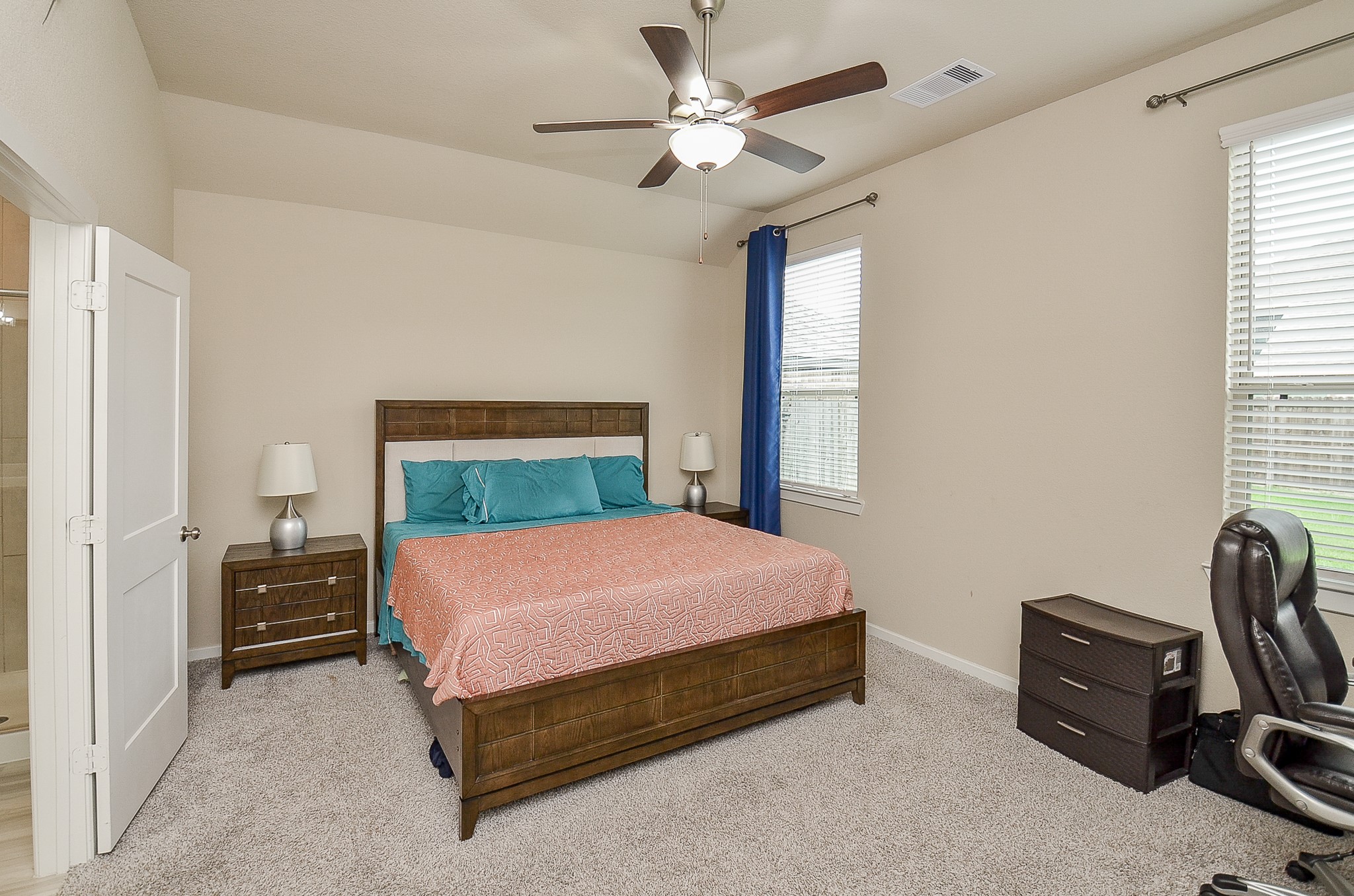 6807 Vista Ledge Drive Property Photo 15
