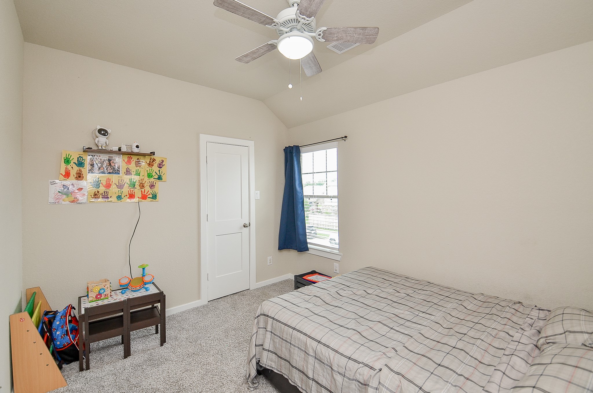 6807 Vista Ledge Drive Property Photo 20