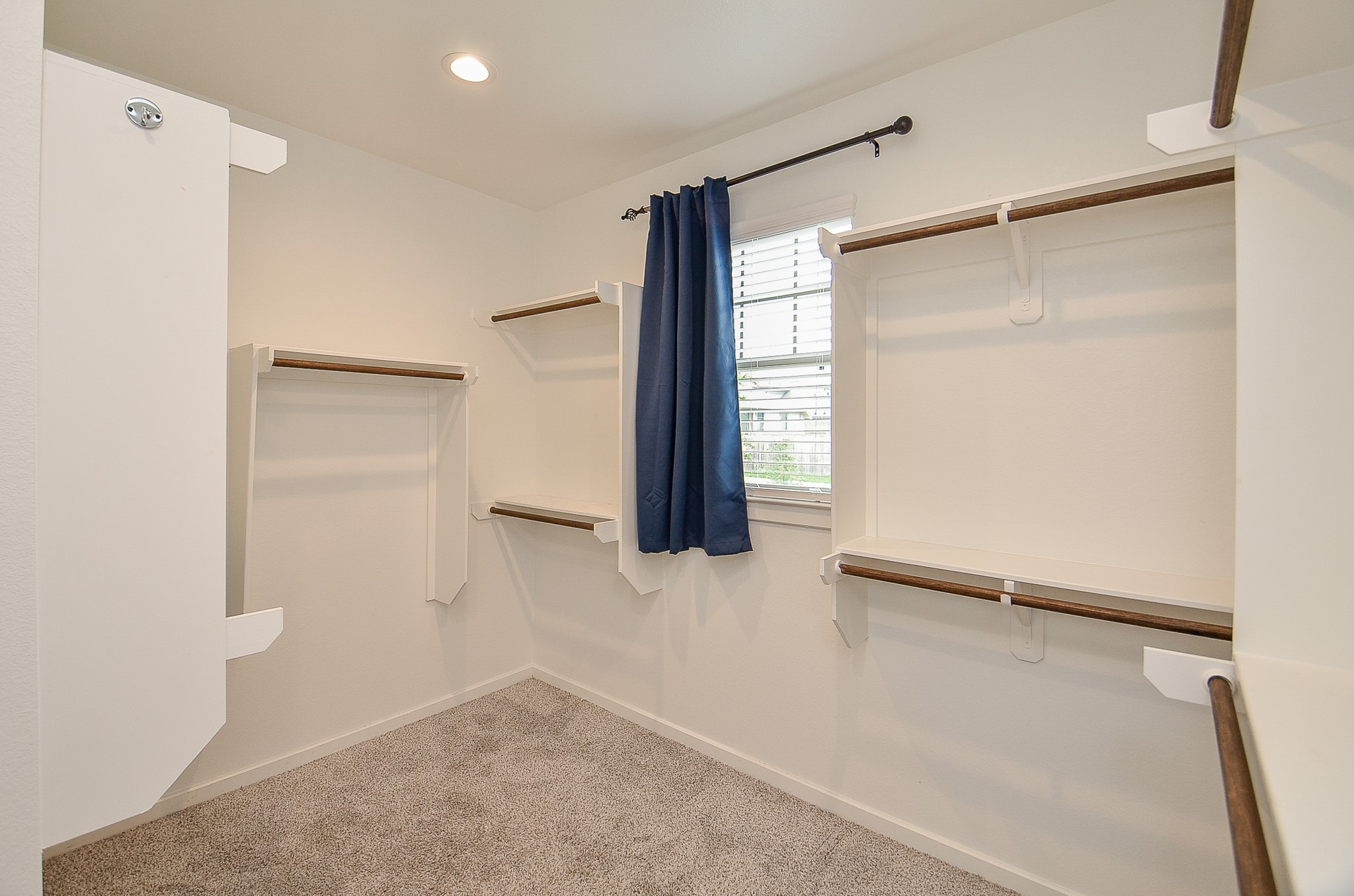 6807 Vista Ledge Drive Property Photo 25
