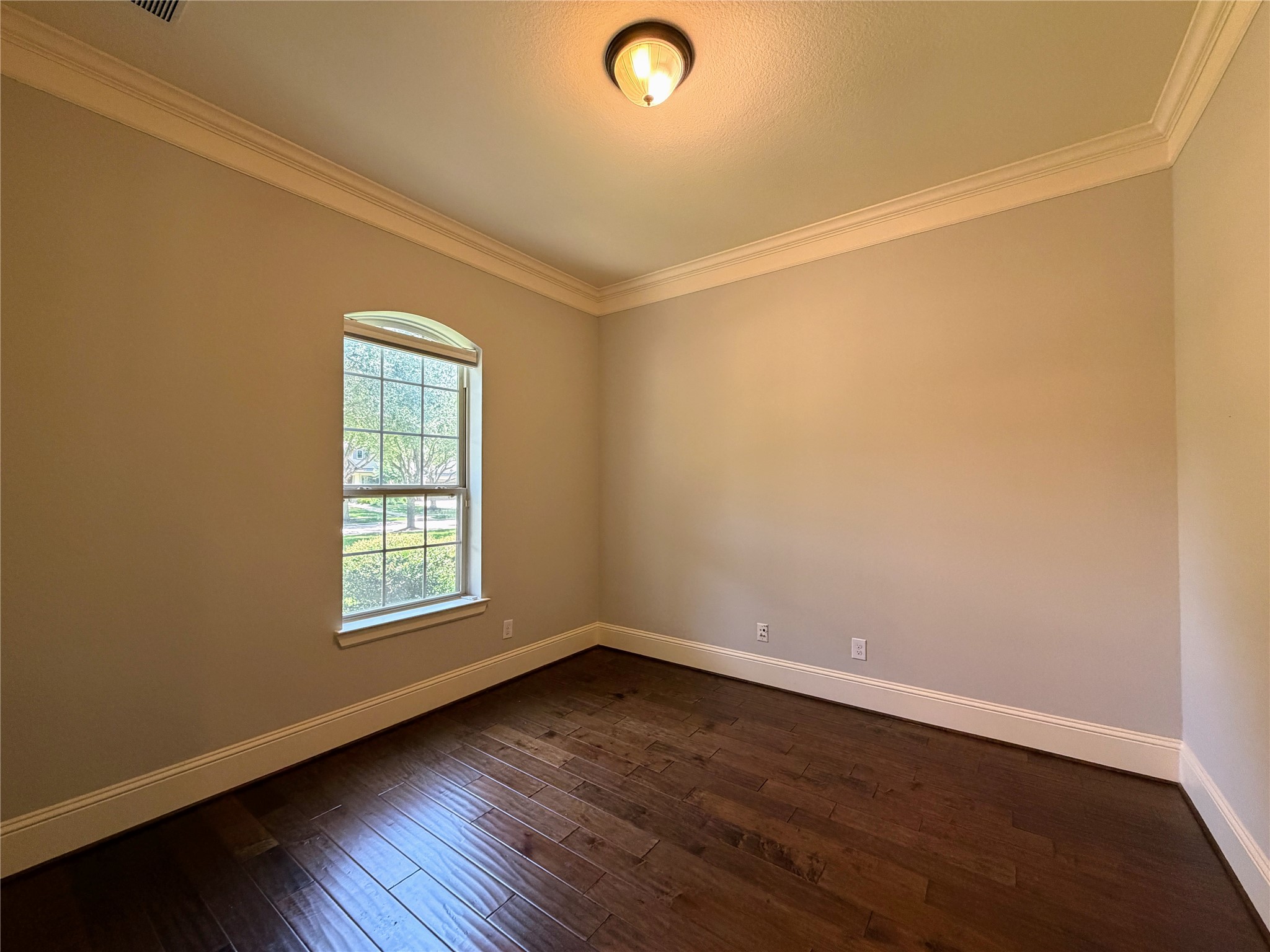 5119 Water Oak Crescent Property Photo 11