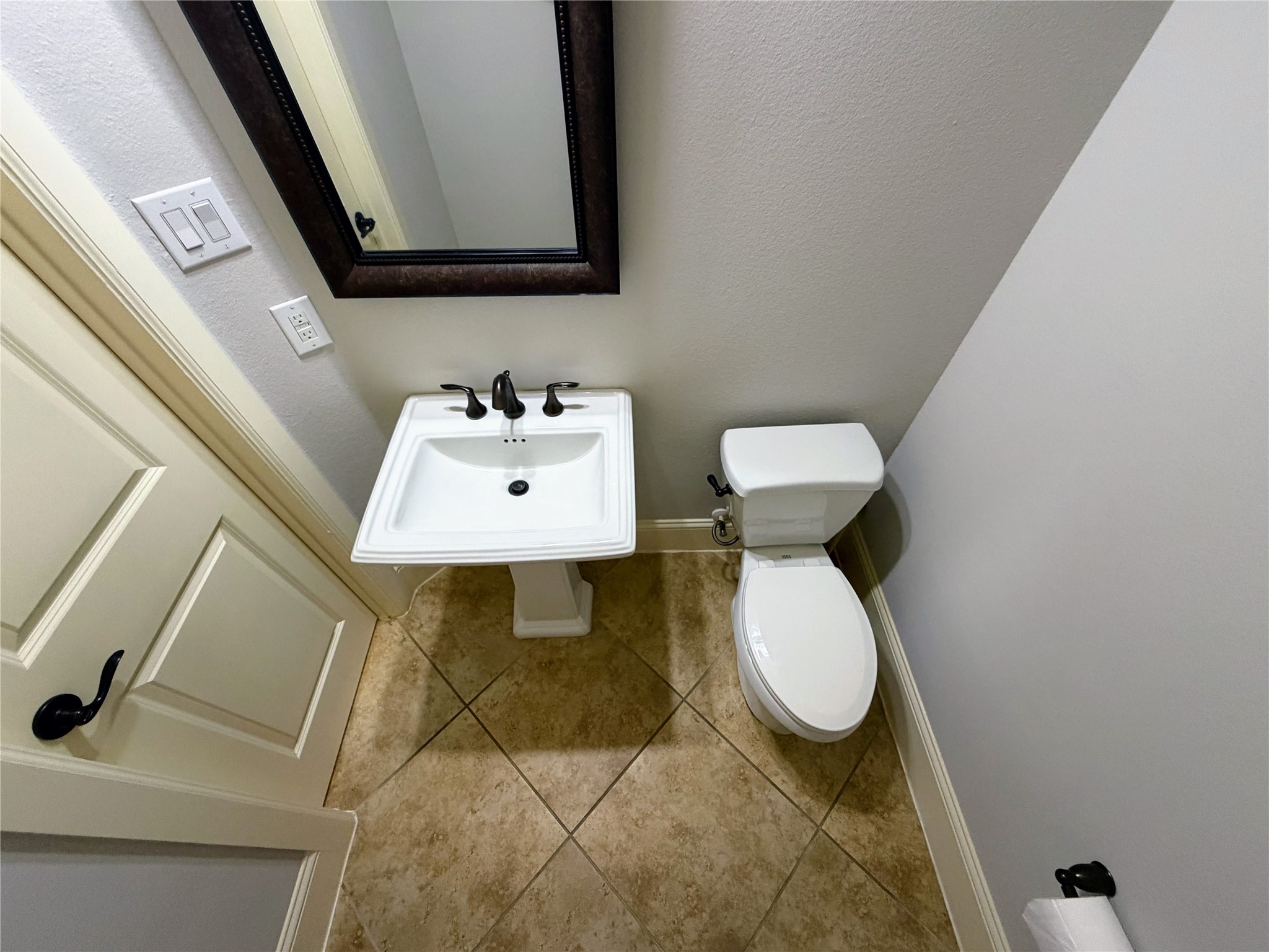 5119 Water Oak Crescent Property Photo 18