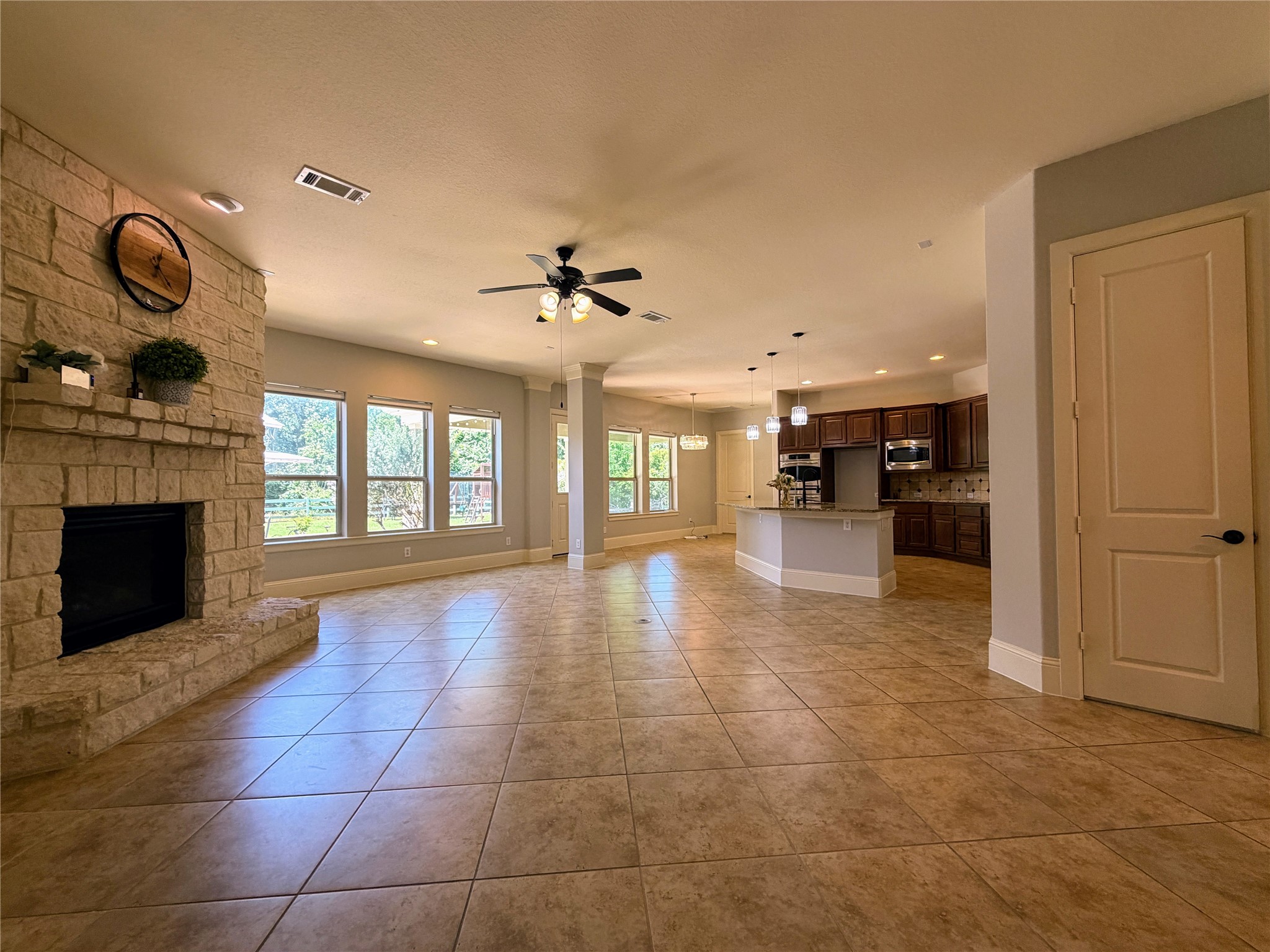 5119 Water Oak Crescent Property Photo 19