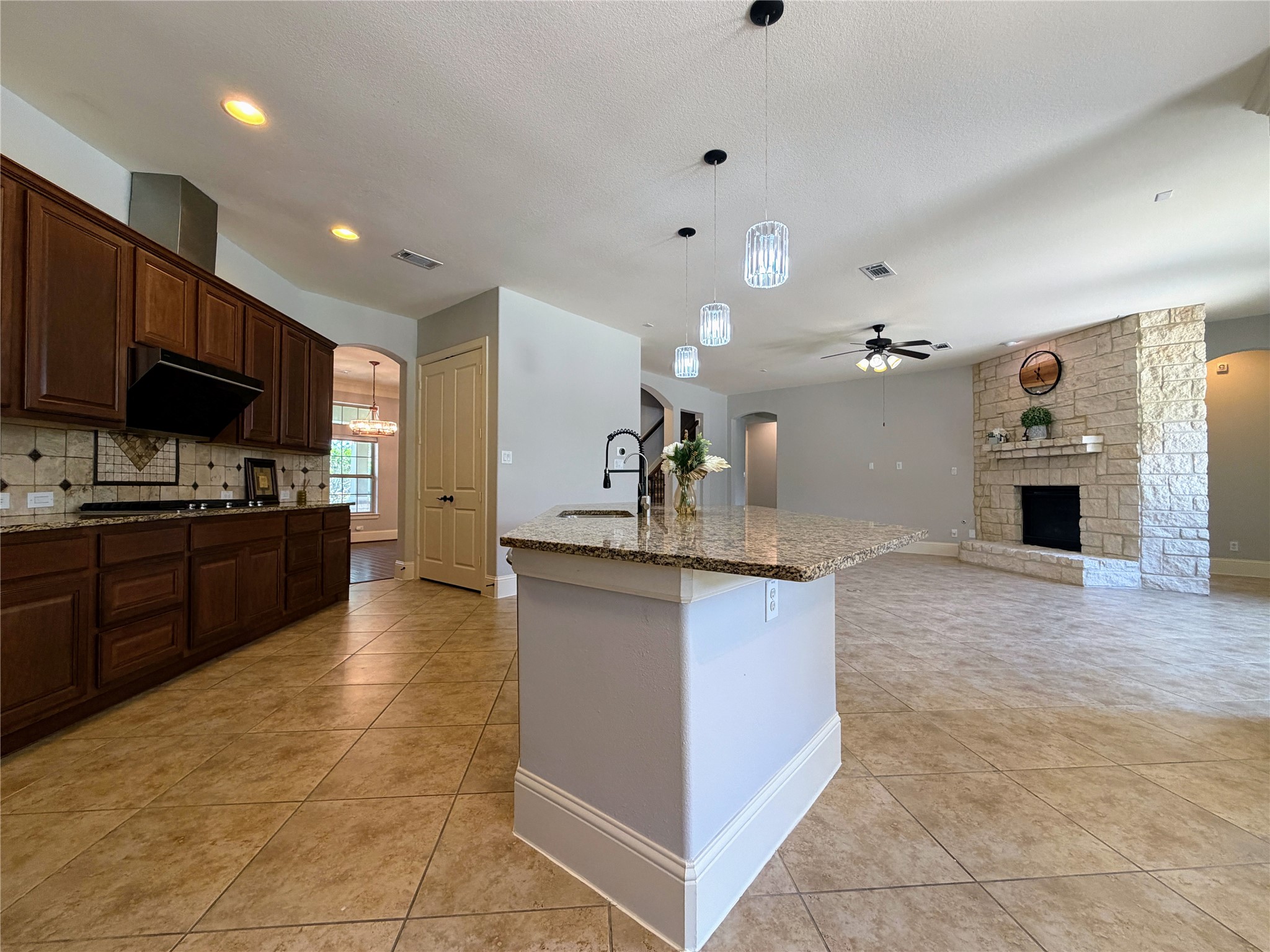 5119 Water Oak Crescent Property Photo 22