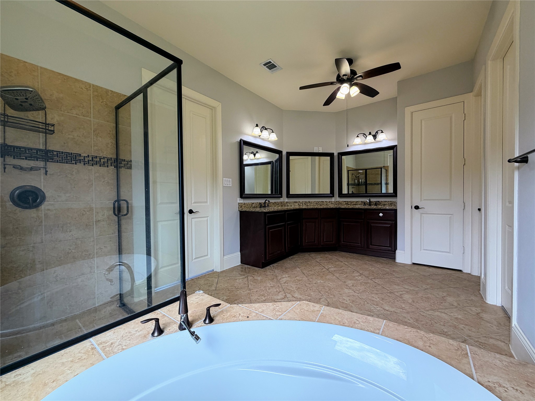 5119 Water Oak Crescent Property Photo 26
