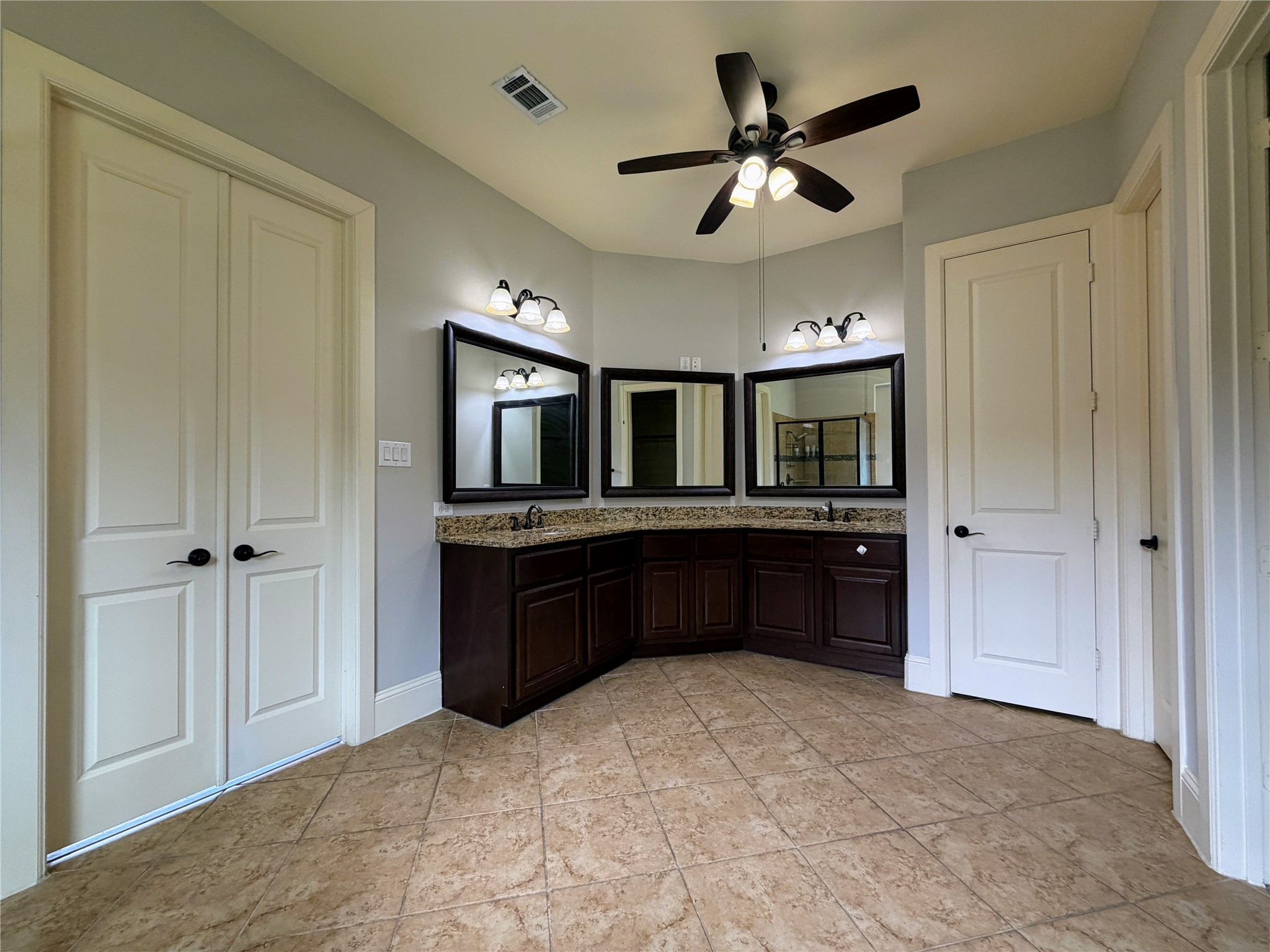 5119 Water Oak Crescent Property Photo 27