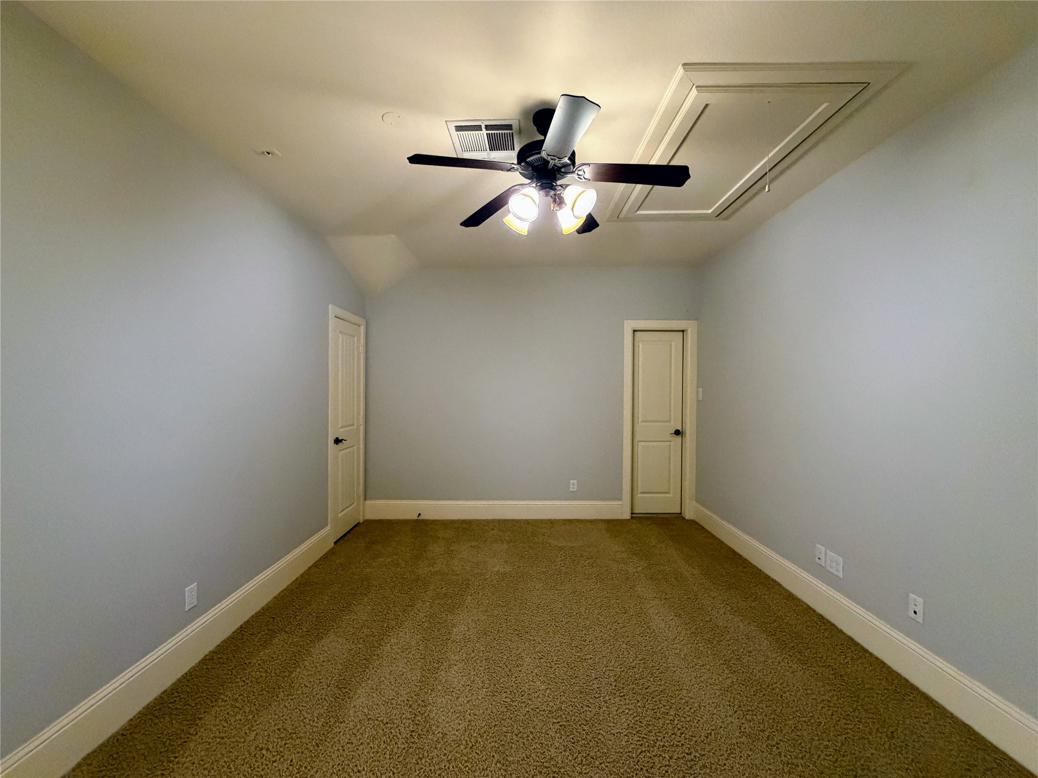 5119 Water Oak Crescent Property Photo 33