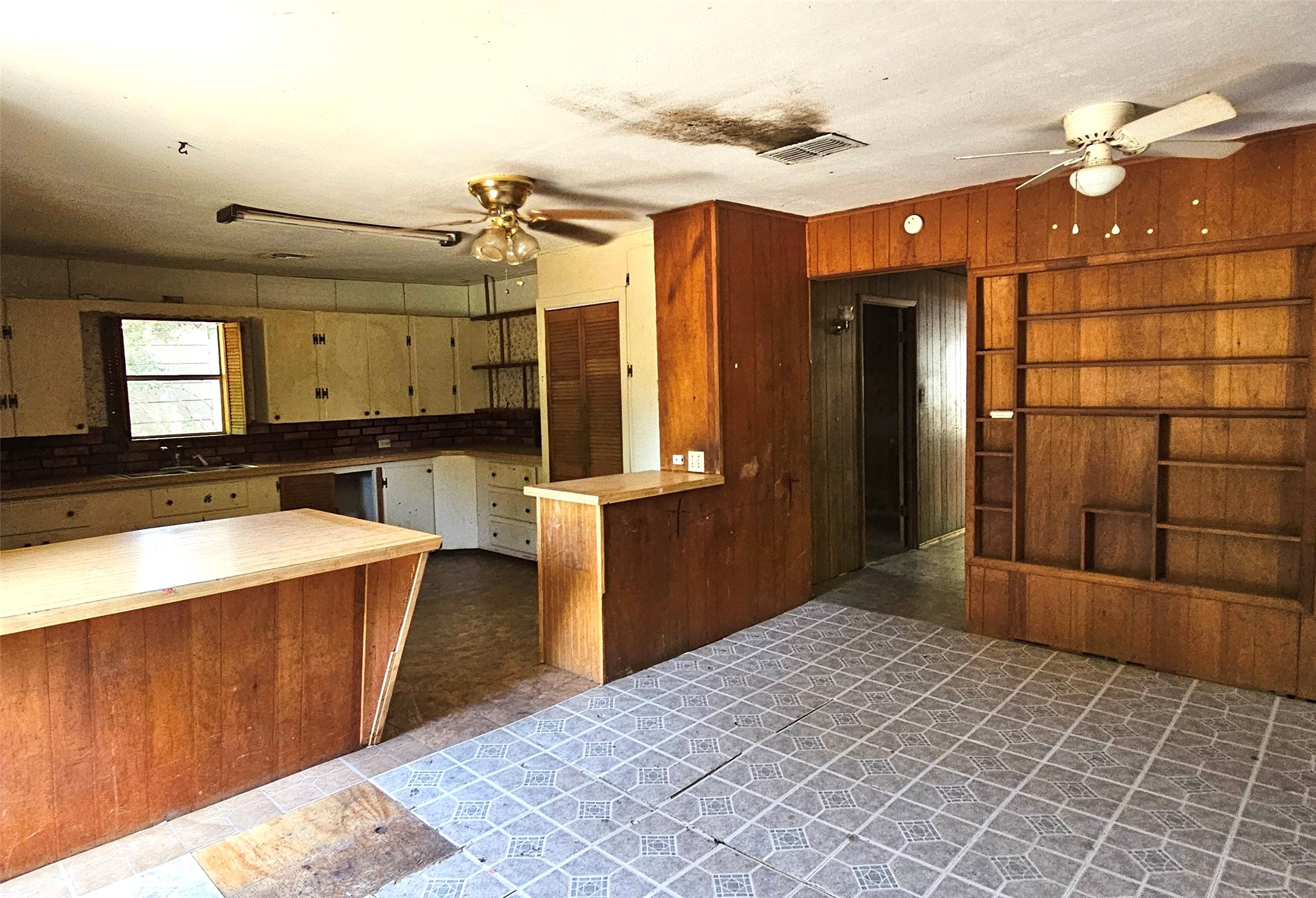 24 Peach Street Property Photo 6