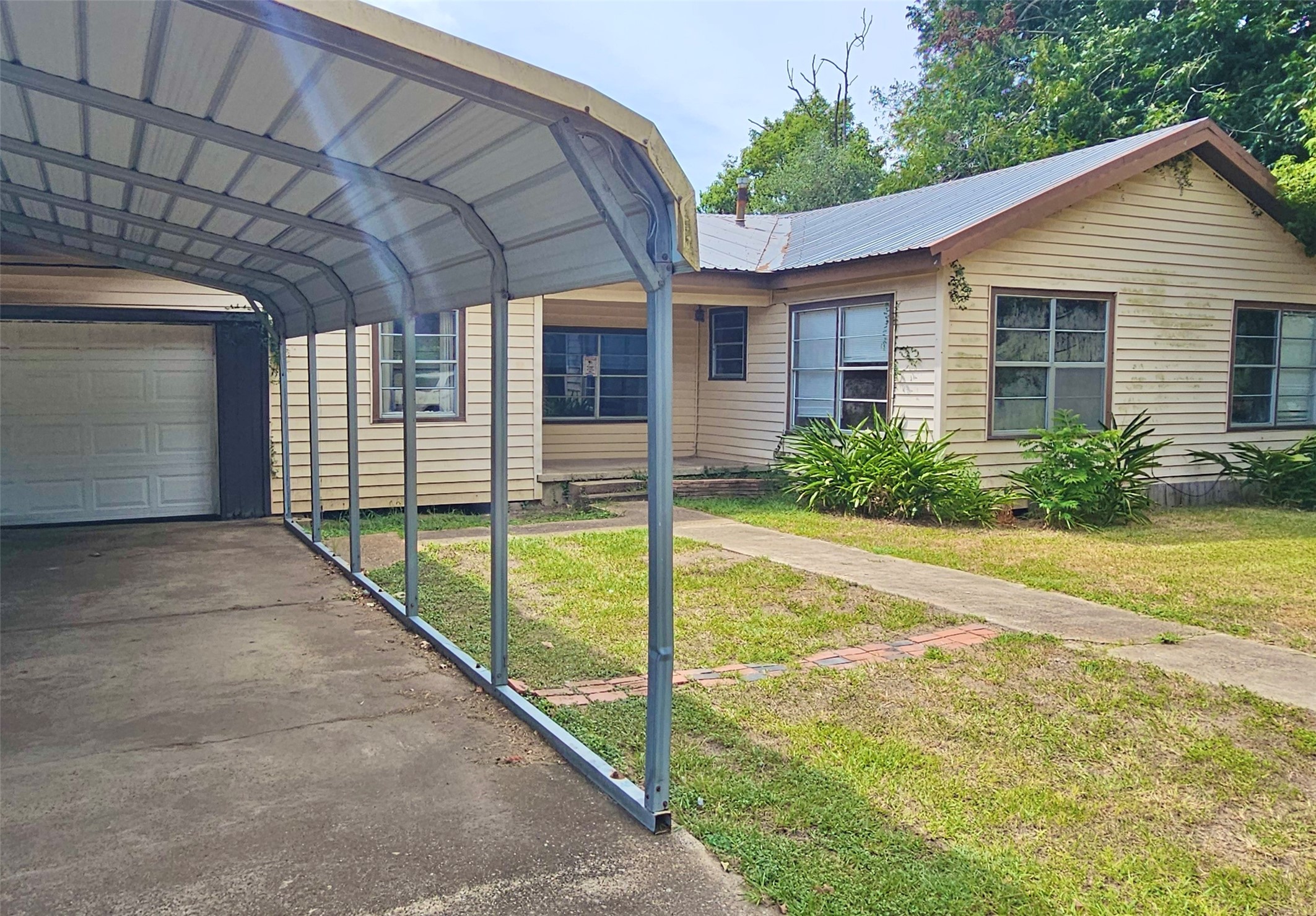 24 Peach Street Property Photo 16
