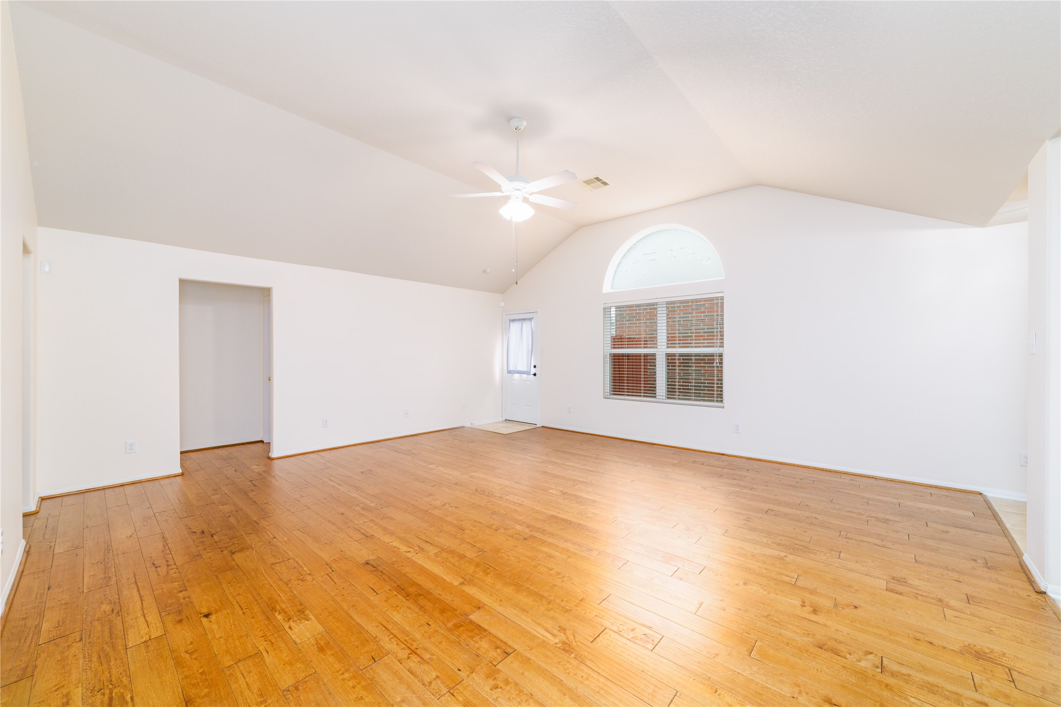 9531 Barr Spring Drive Property Photo 5
