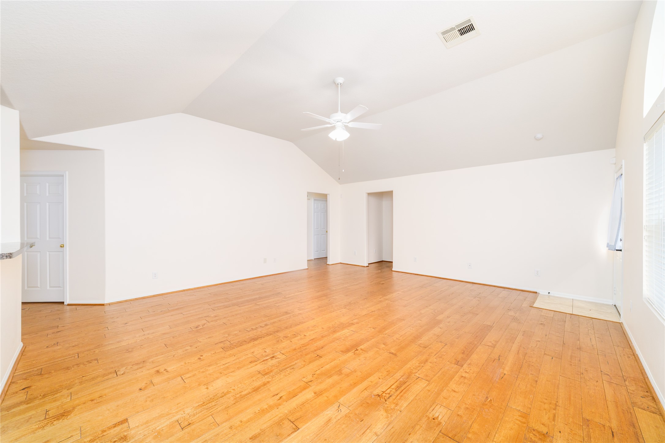 9531 Barr Spring Drive Property Photo 7