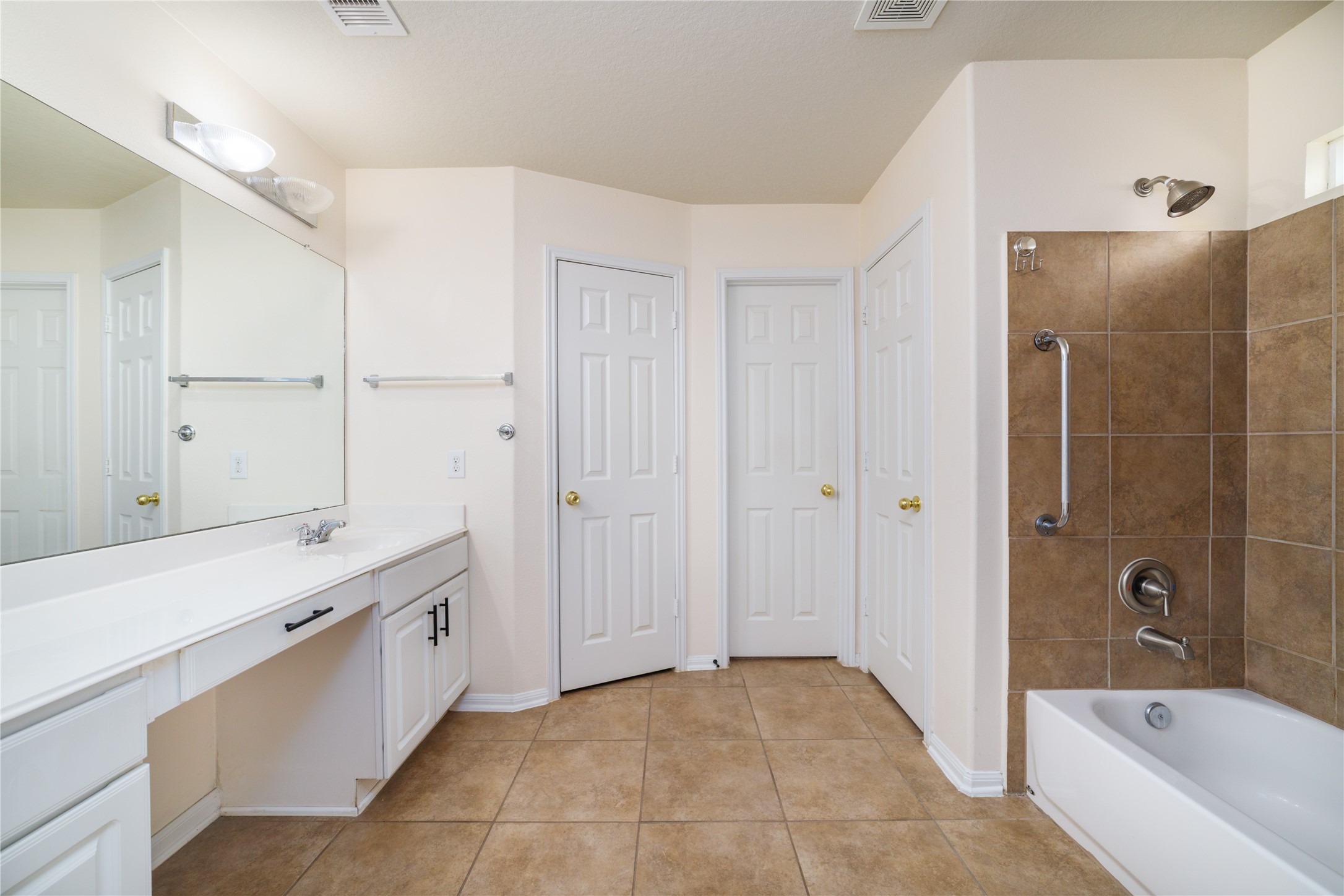 9531 Barr Spring Drive Property Photo 16
