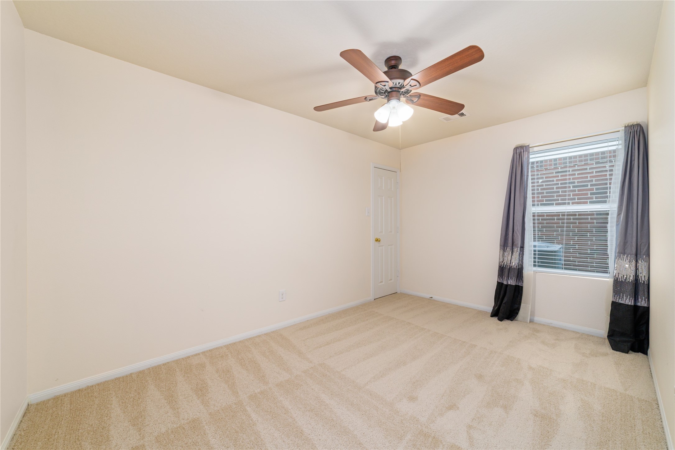 9531 Barr Spring Drive Property Photo 19