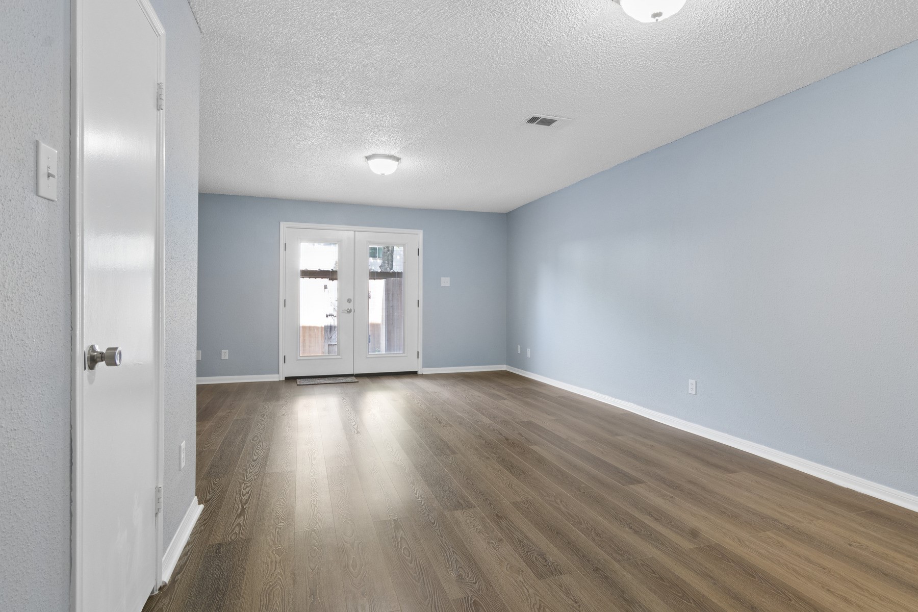 14447 Misty Meadow Lane Property Photo 3