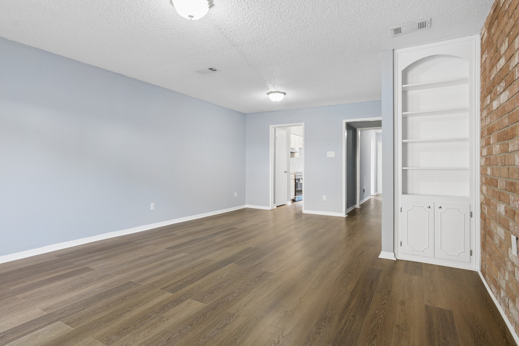 14447 Misty Meadow Lane Property Photo 4