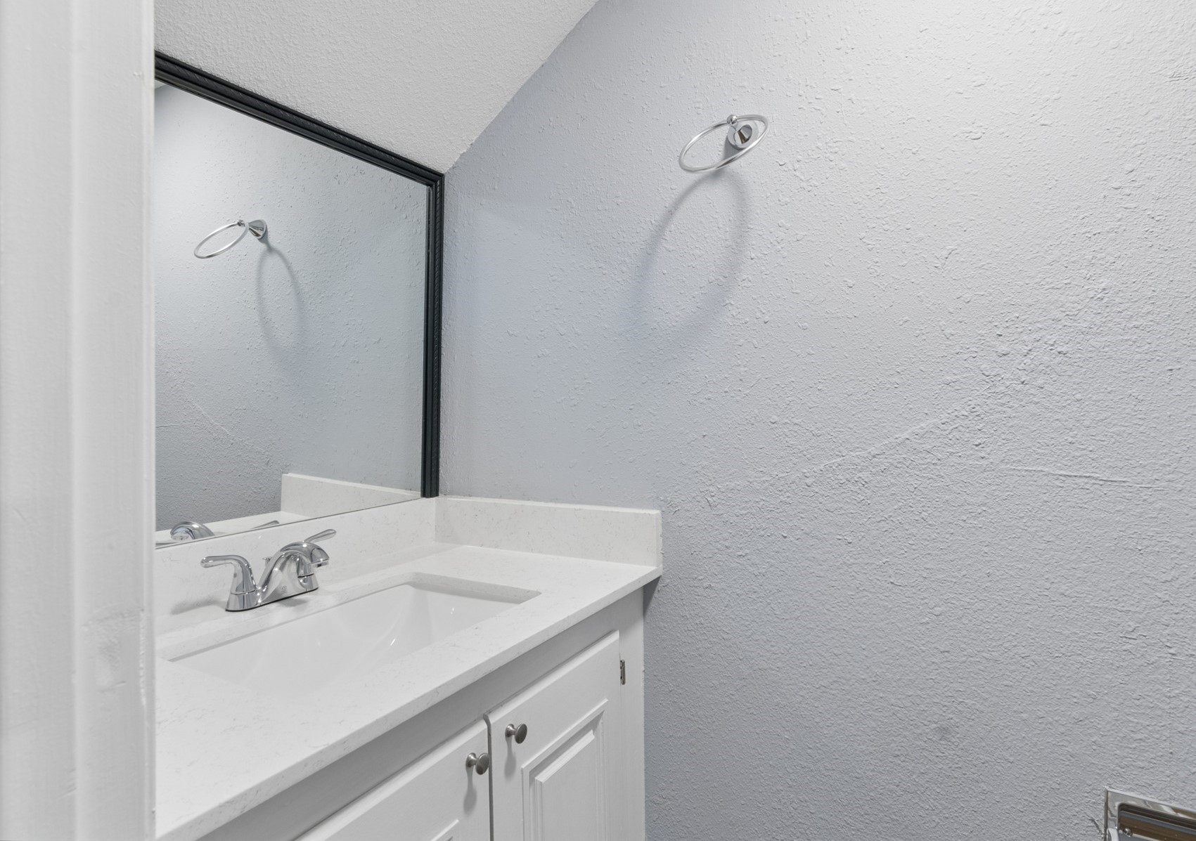 14447 Misty Meadow Lane Property Photo 6