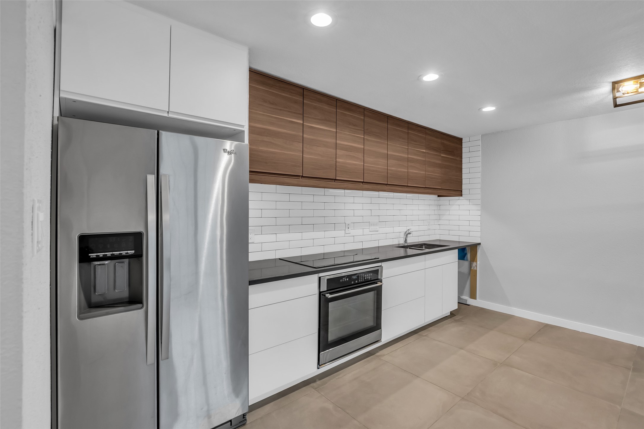 606 Marshall Street B6 Property Photo 13