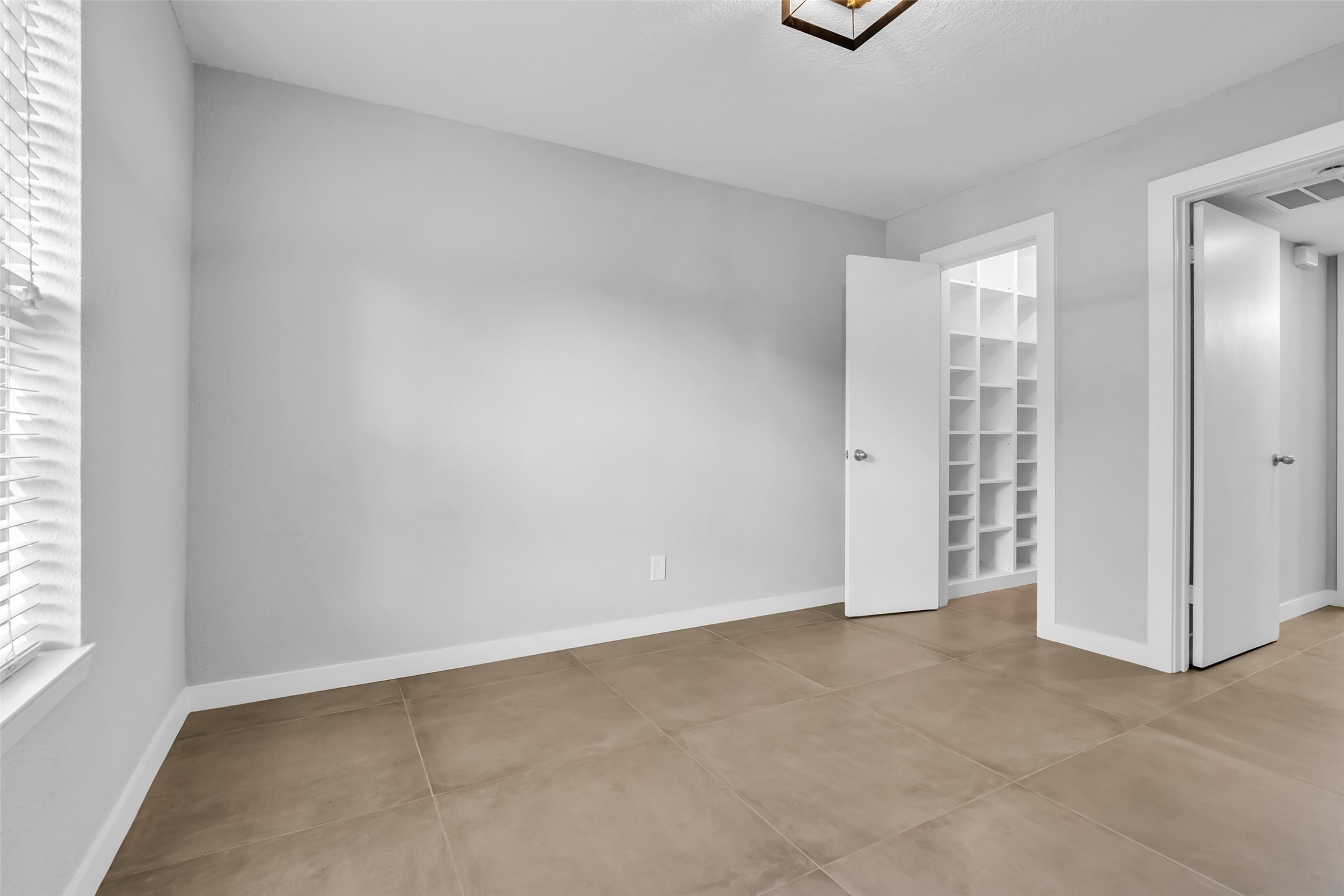 606 Marshall Street B6 Property Photo 22